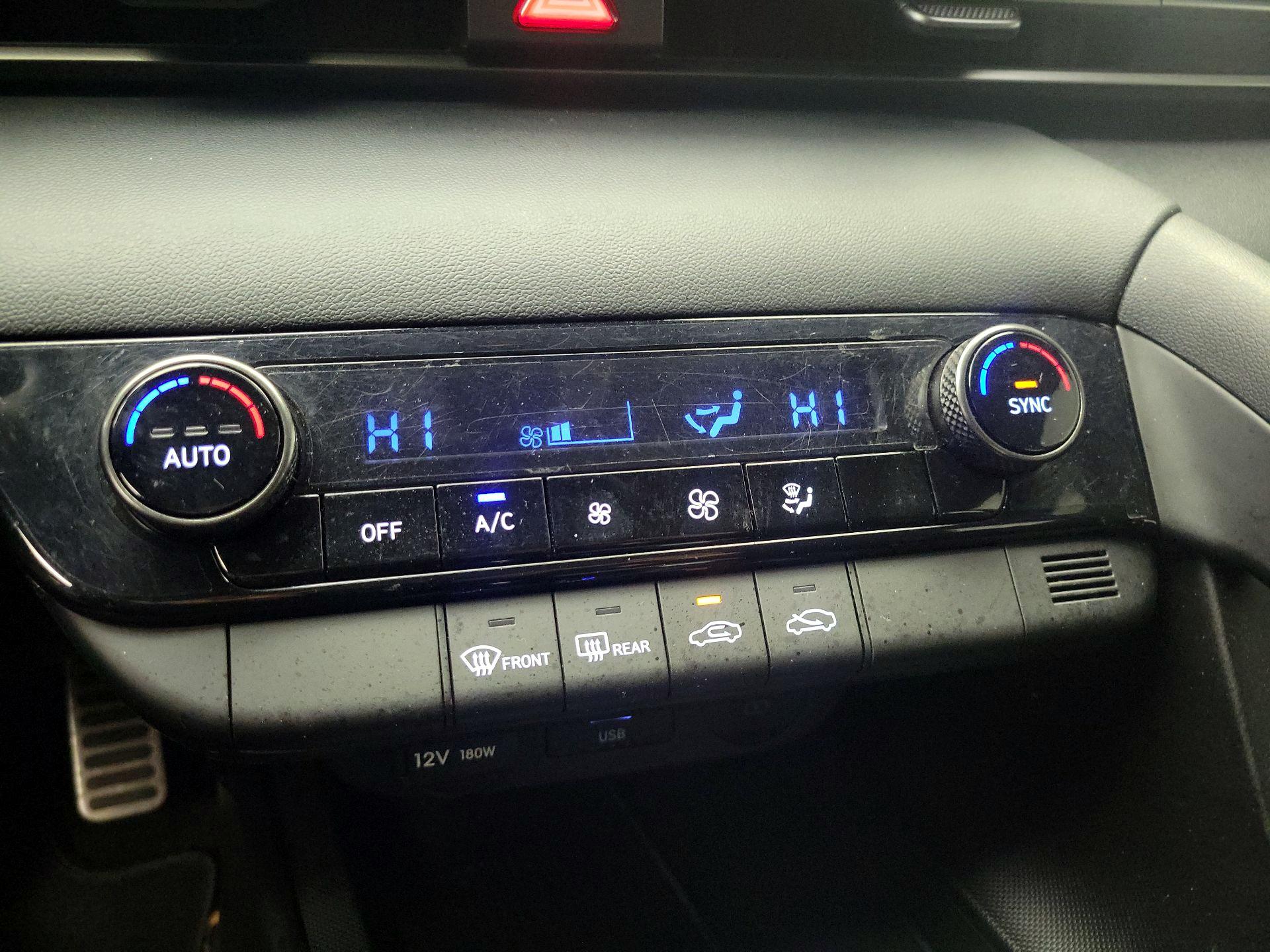 Thumbnail: 2025 Hyundai Elantra - 16