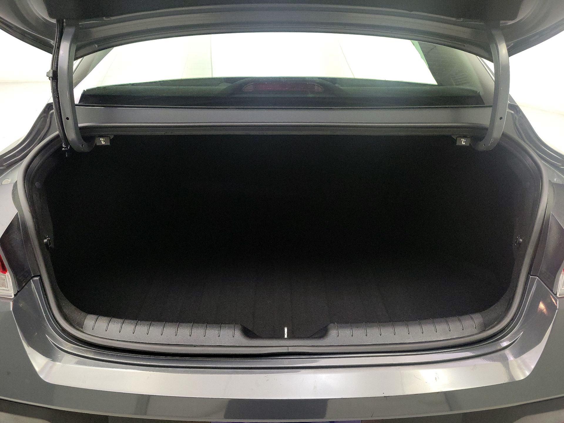 Thumbnail: 2025 Hyundai Elantra - 20