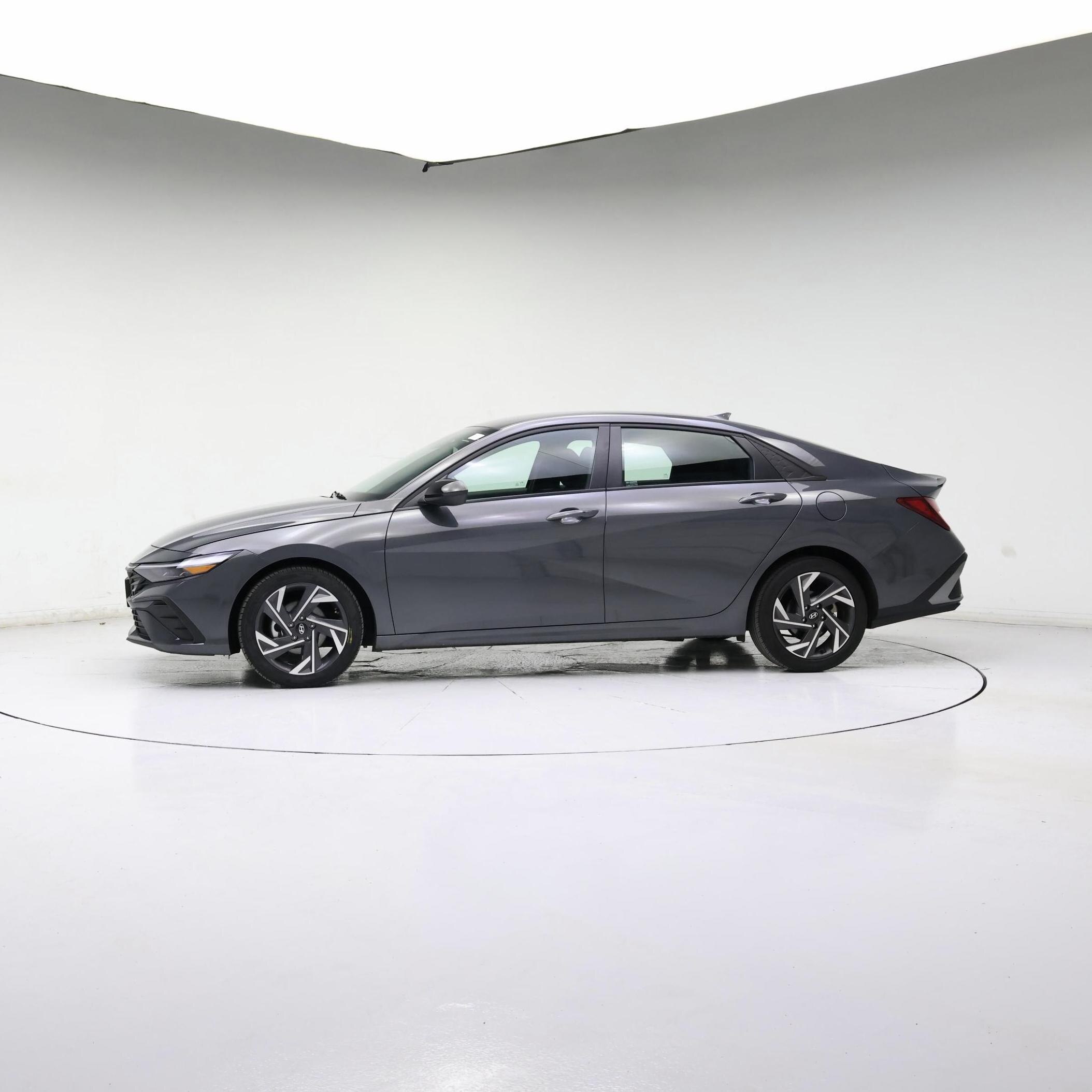 Thumbnail: 2025 Hyundai Elantra - 3