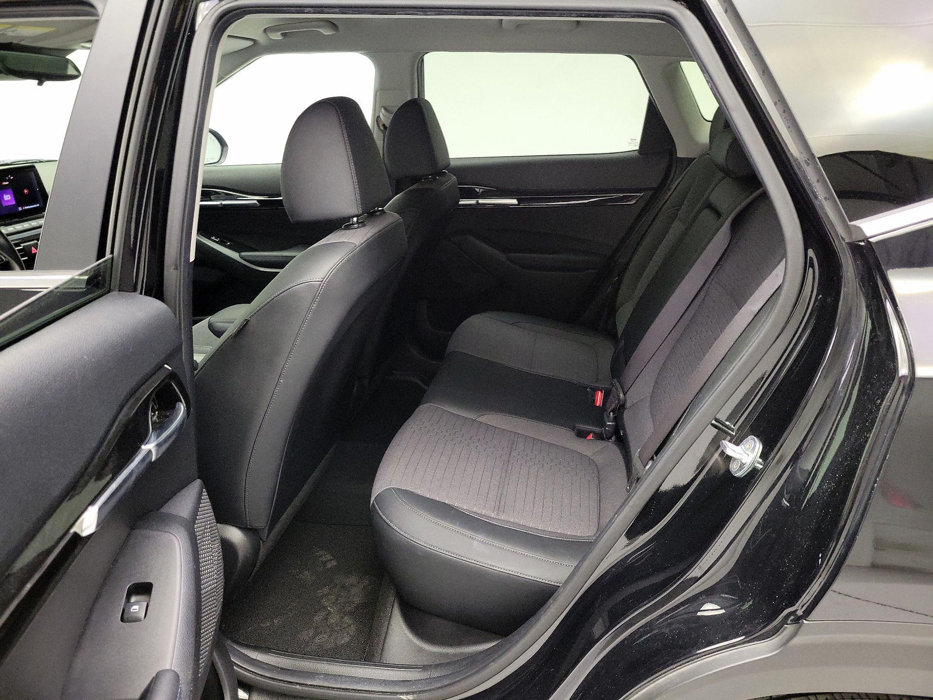 Thumbnail: 2023 Kia Seltos - 19