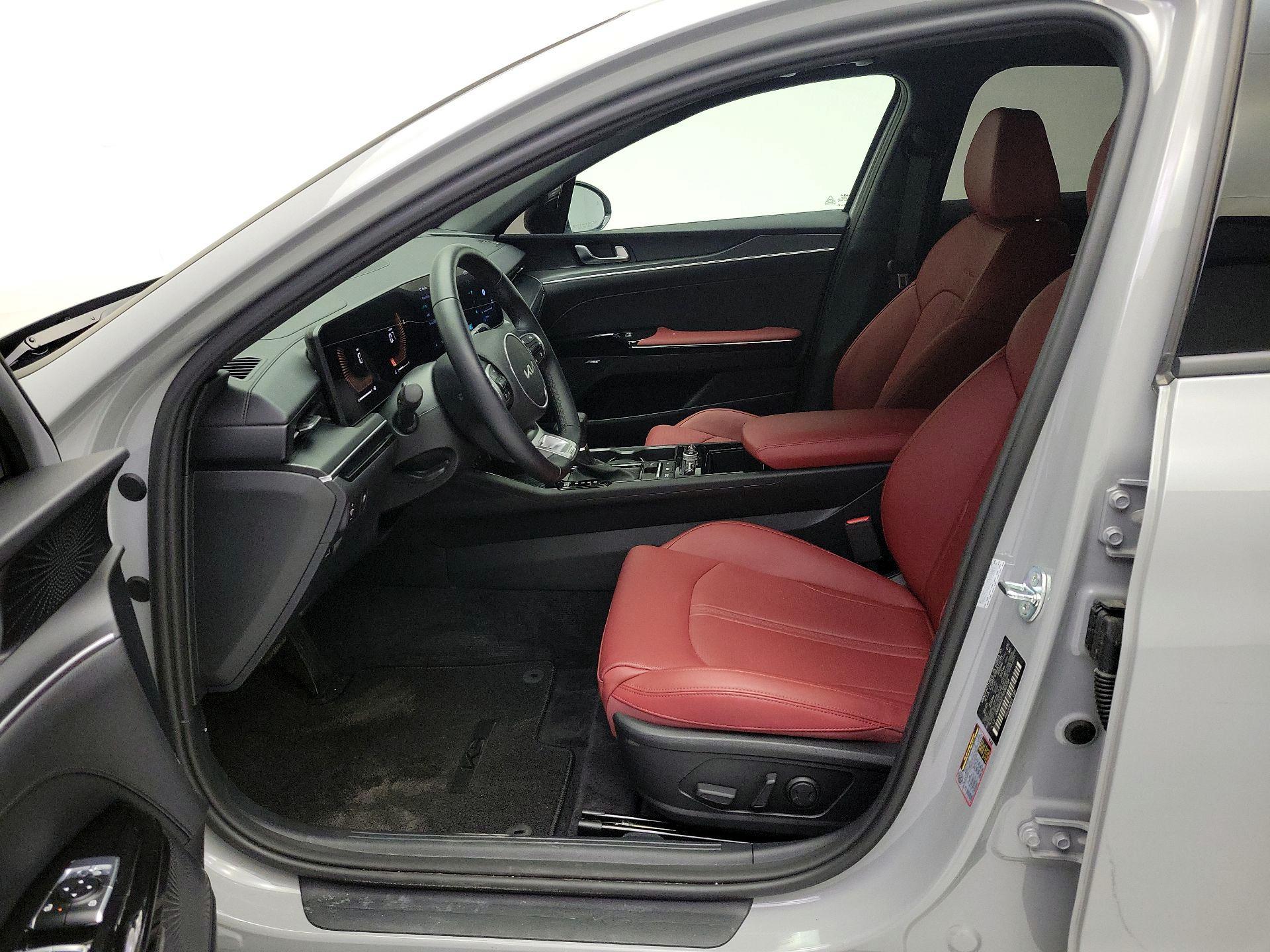 Thumbnail: 2025 Kia K5 - 11