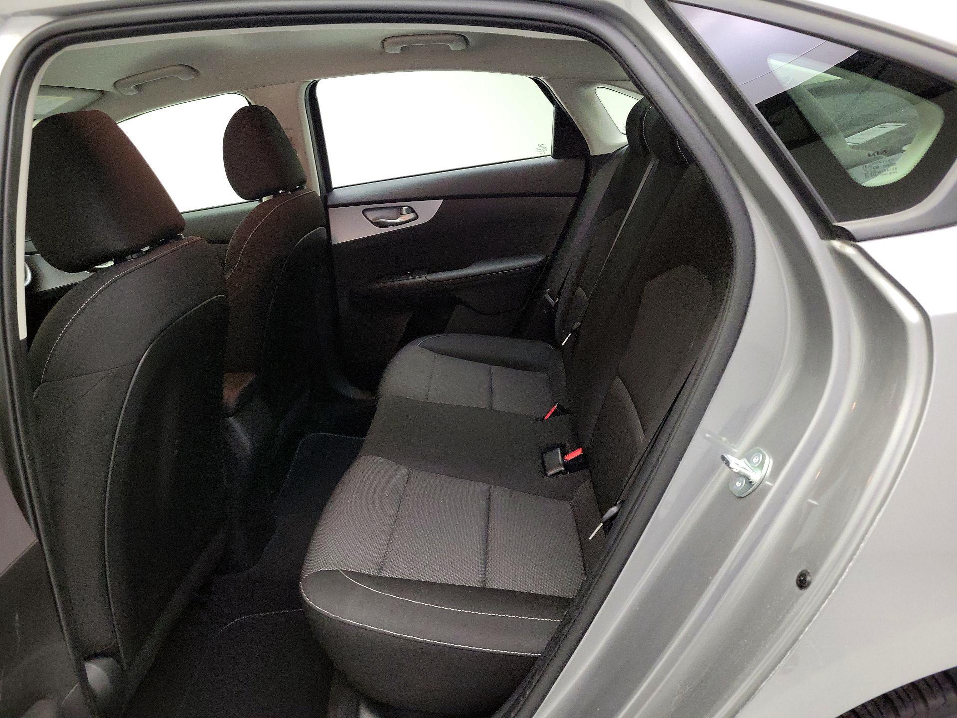 Thumbnail: 2024 Kia Forte - 19