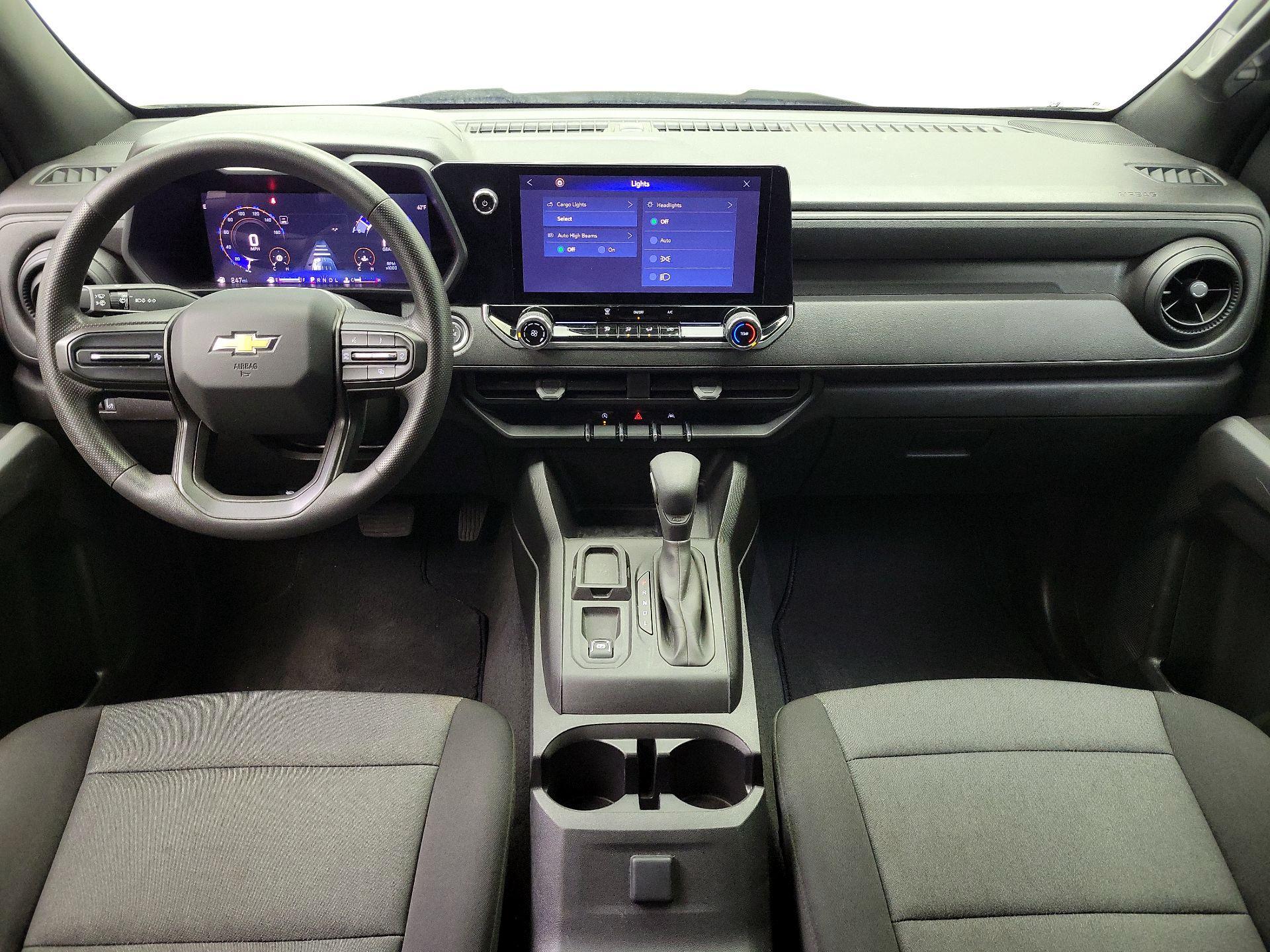 Thumbnail: 2024 Chevrolet Colorado - 9