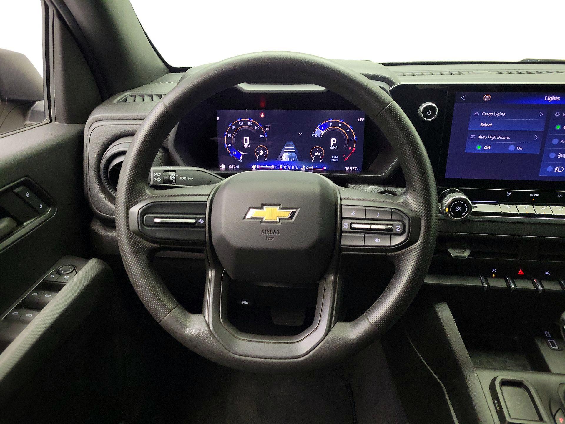 Thumbnail: 2024 Chevrolet Colorado - 10