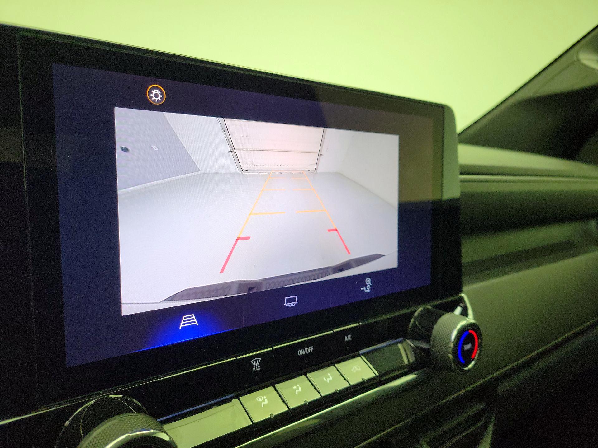 Thumbnail: 2024 Chevrolet Colorado - 13