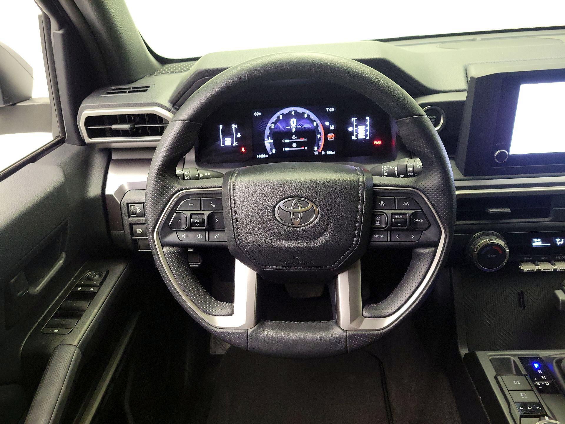 Thumbnail: 2025 Toyota 4Runner - 10