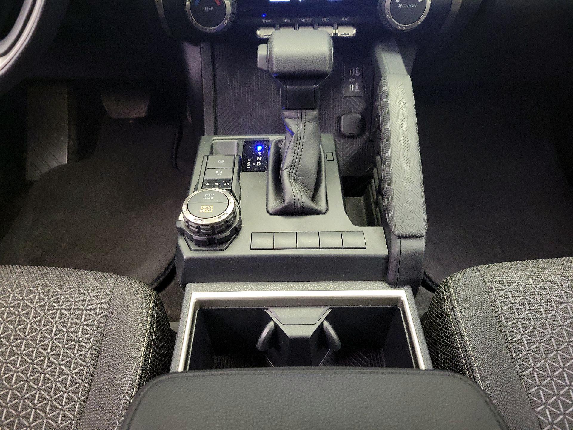 Thumbnail: 2025 Toyota 4Runner - 17