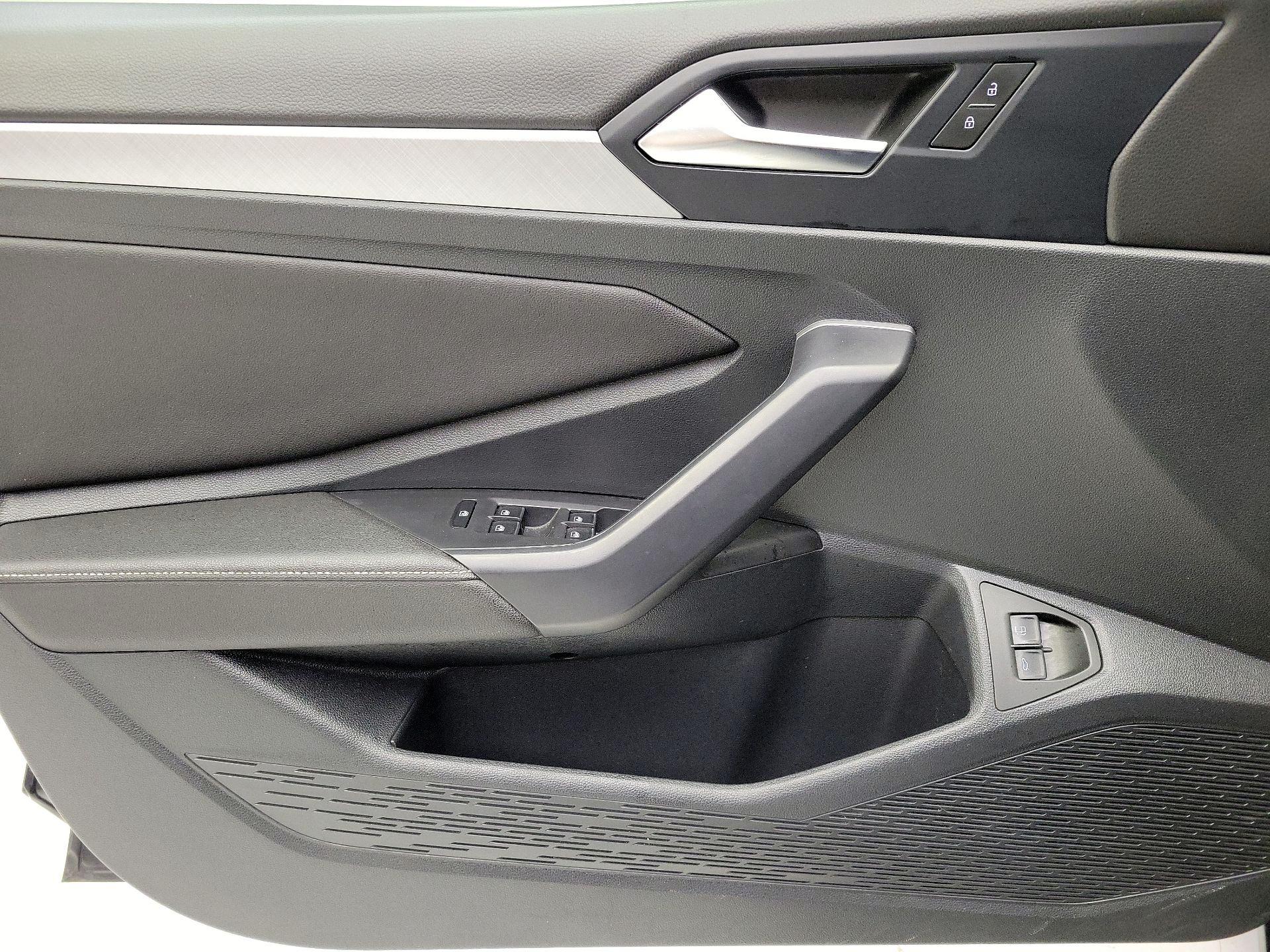 Thumbnail: 2024 Volkswagen Jetta - 12