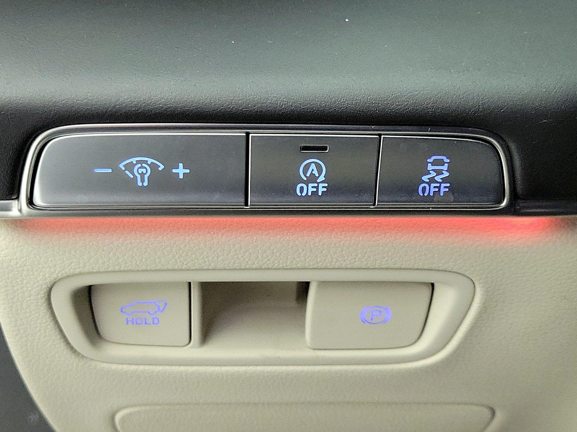 Thumbnail: 2024 Genesis GV80 - 13