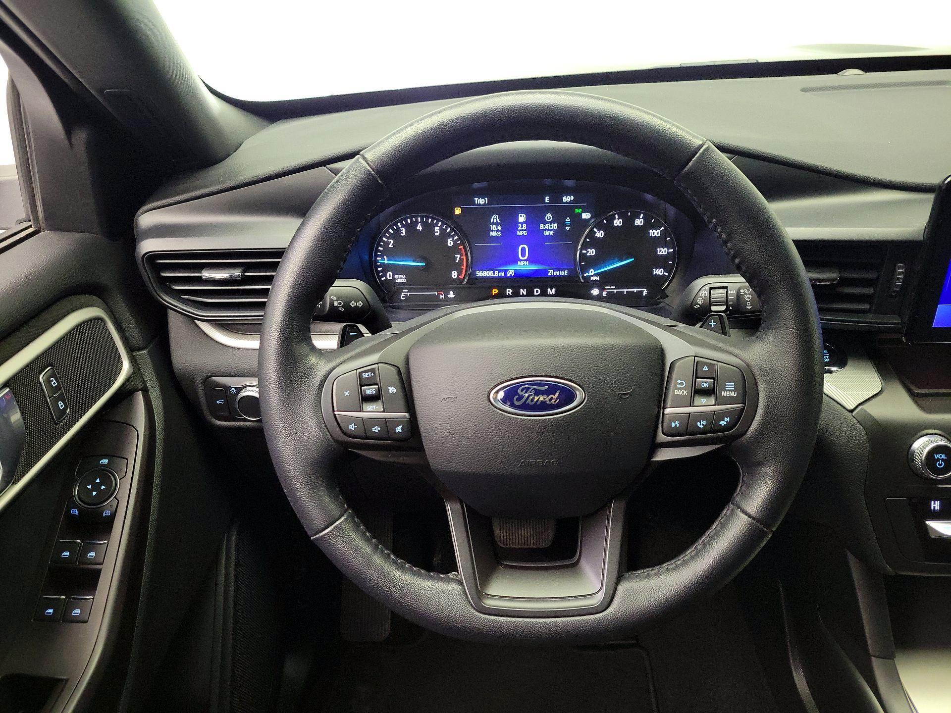 Thumbnail: 2020 Ford Explorer - 10