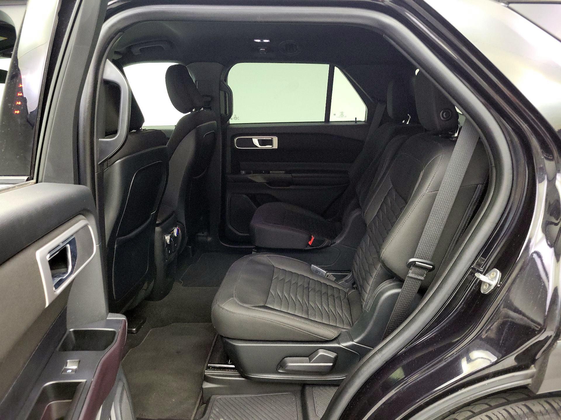 Thumbnail: 2020 Ford Explorer - 18