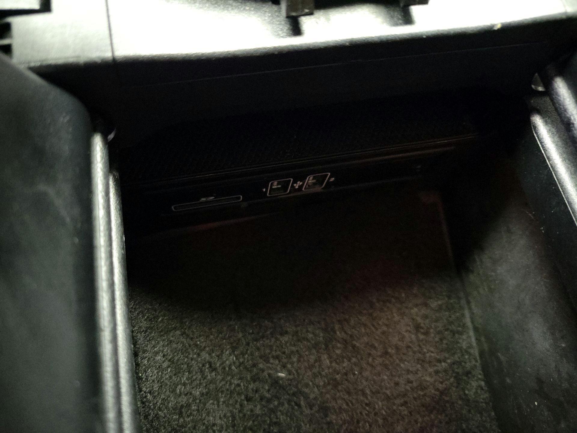 Thumbnail: 2021 Mercedes-Benz C-Class - 19