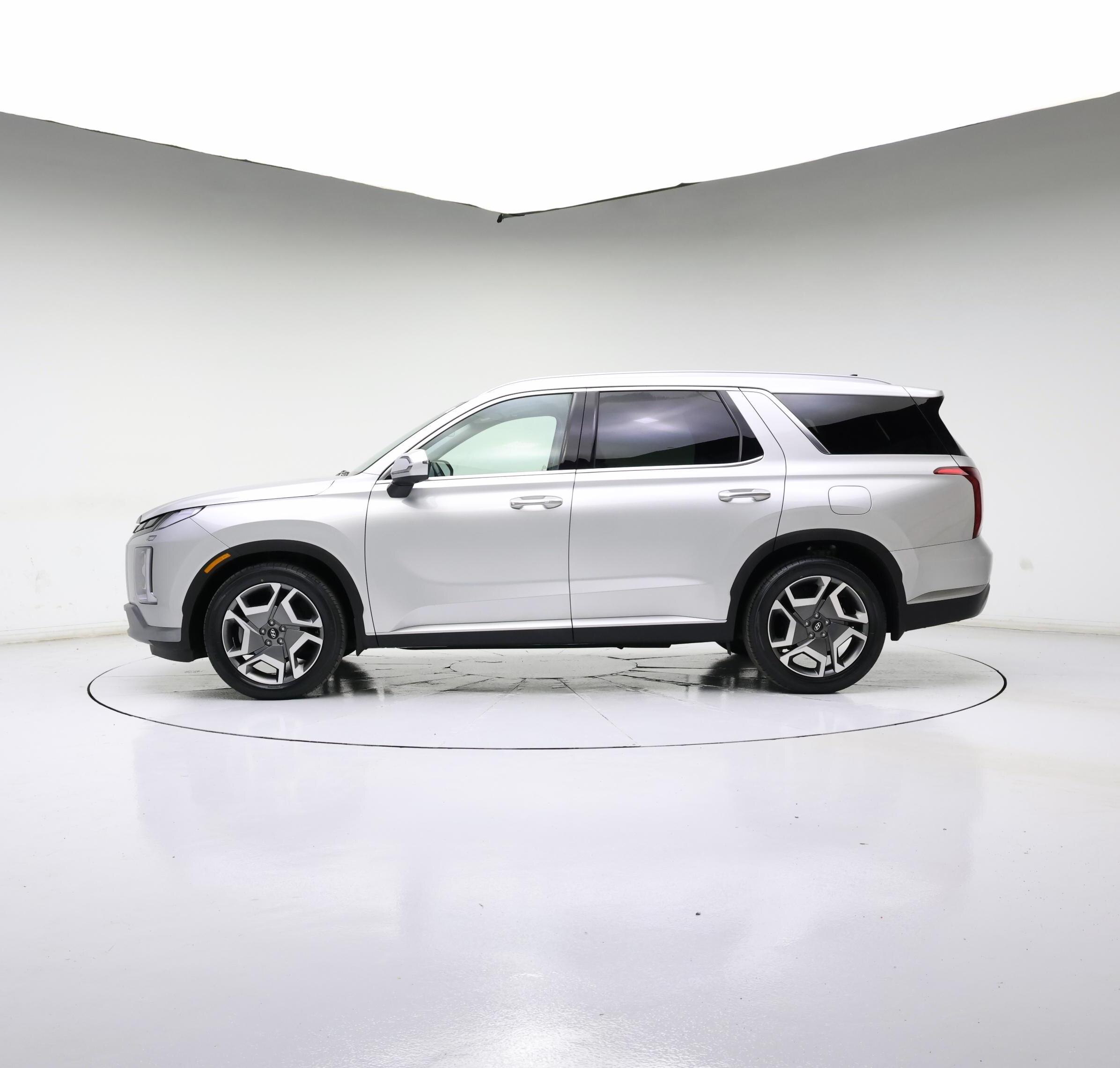 Thumbnail: 2023 Hyundai Palisade - 3