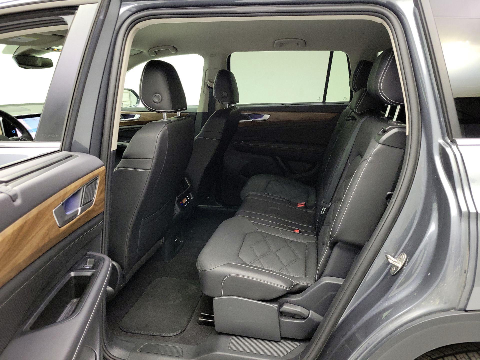 Thumbnail: 2025 Volkswagen Atlas - 19