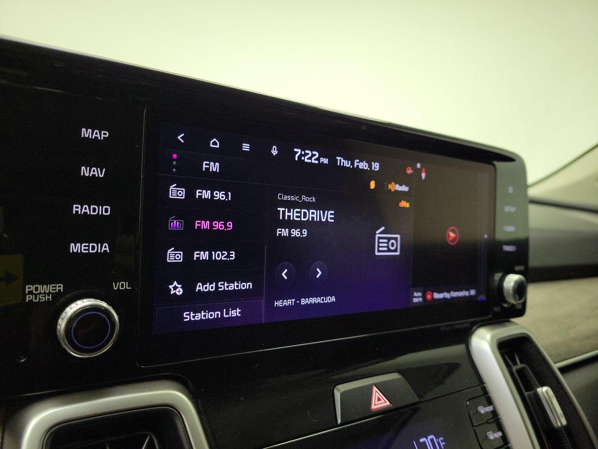 Thumbnail: 2023 Kia Sorento - 14