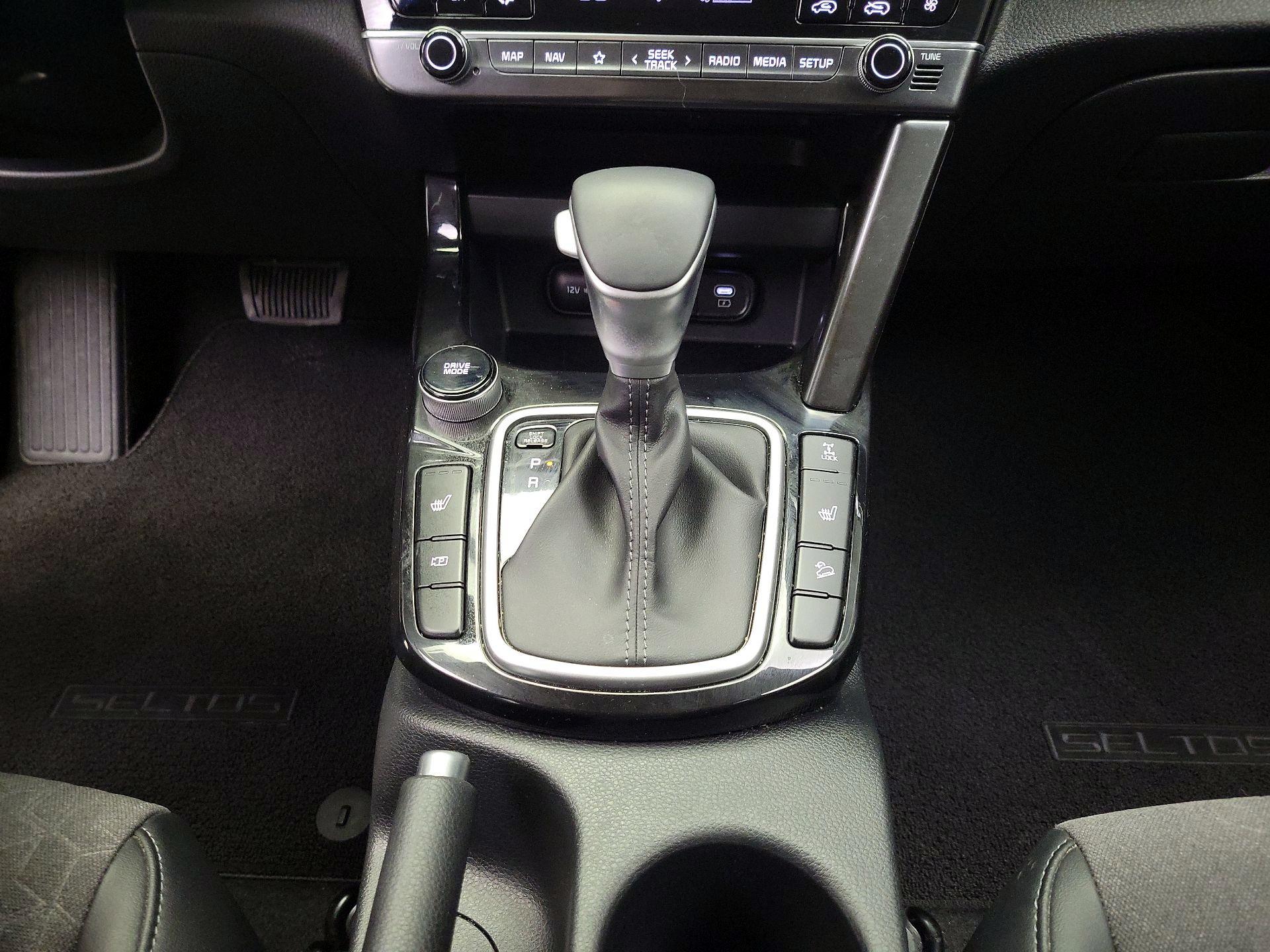 Thumbnail: 2024 Kia Seltos - 18