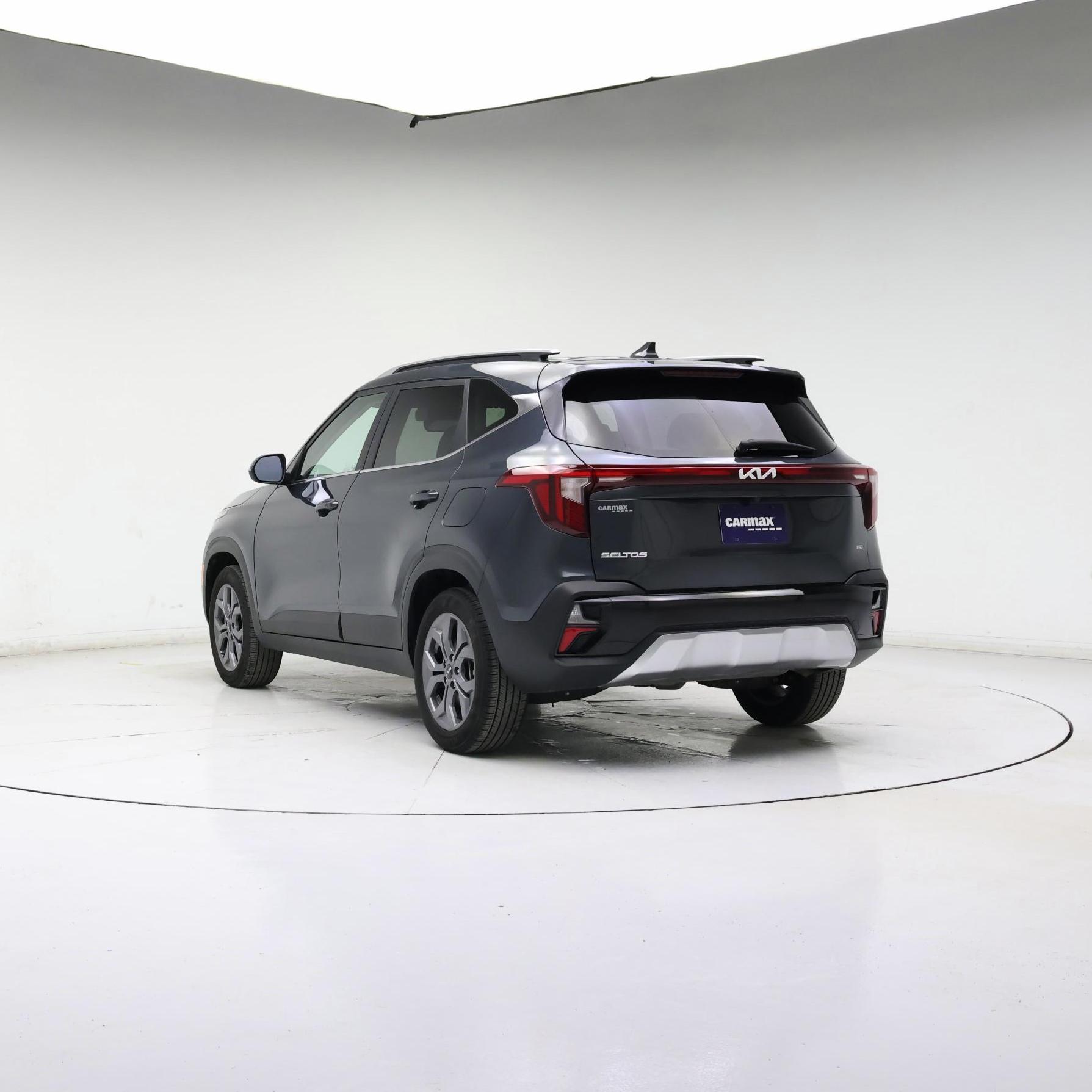 Thumbnail: 2024 Kia Seltos - 2