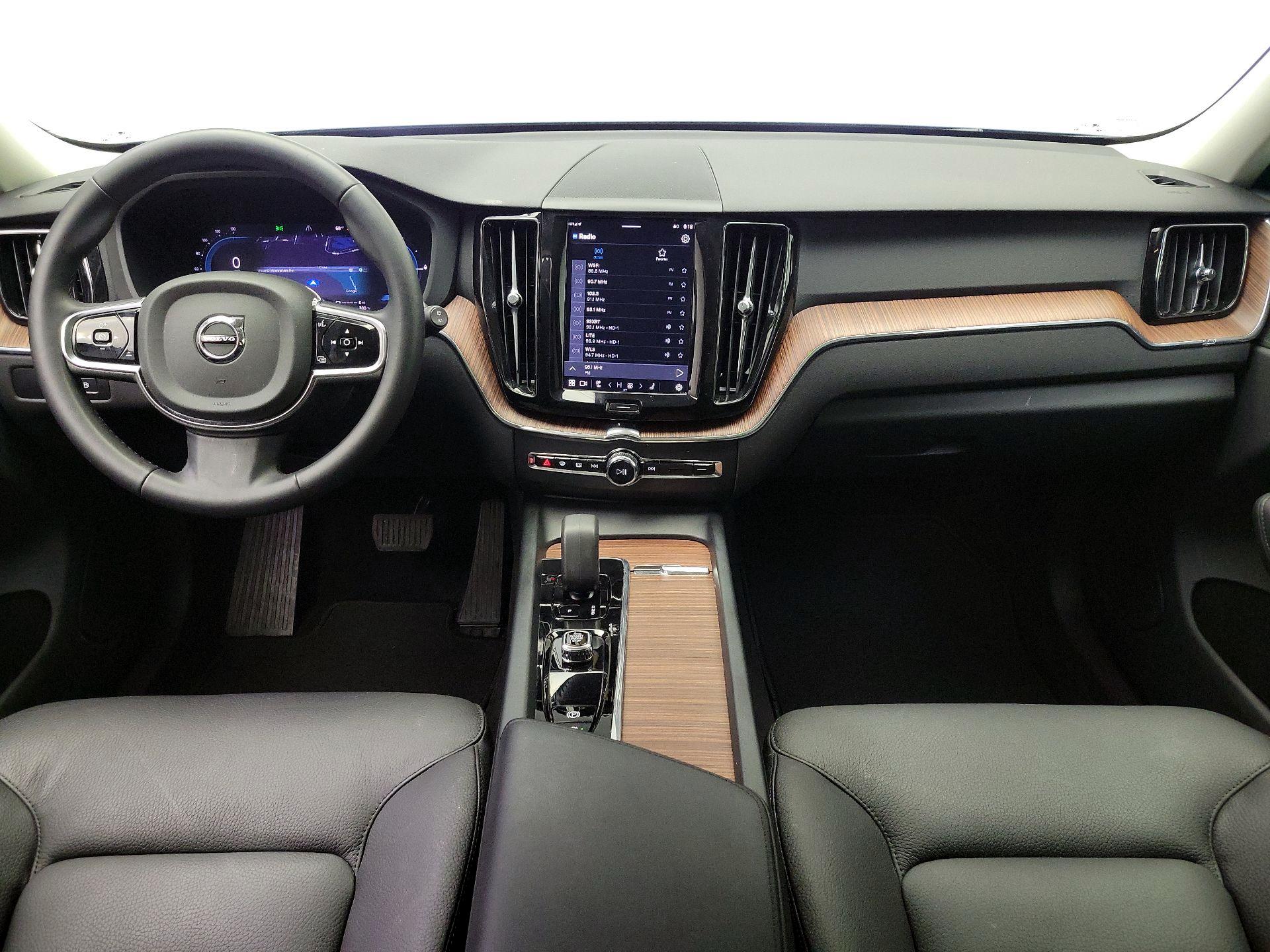 Thumbnail: 2024 Volvo XC60 - 9