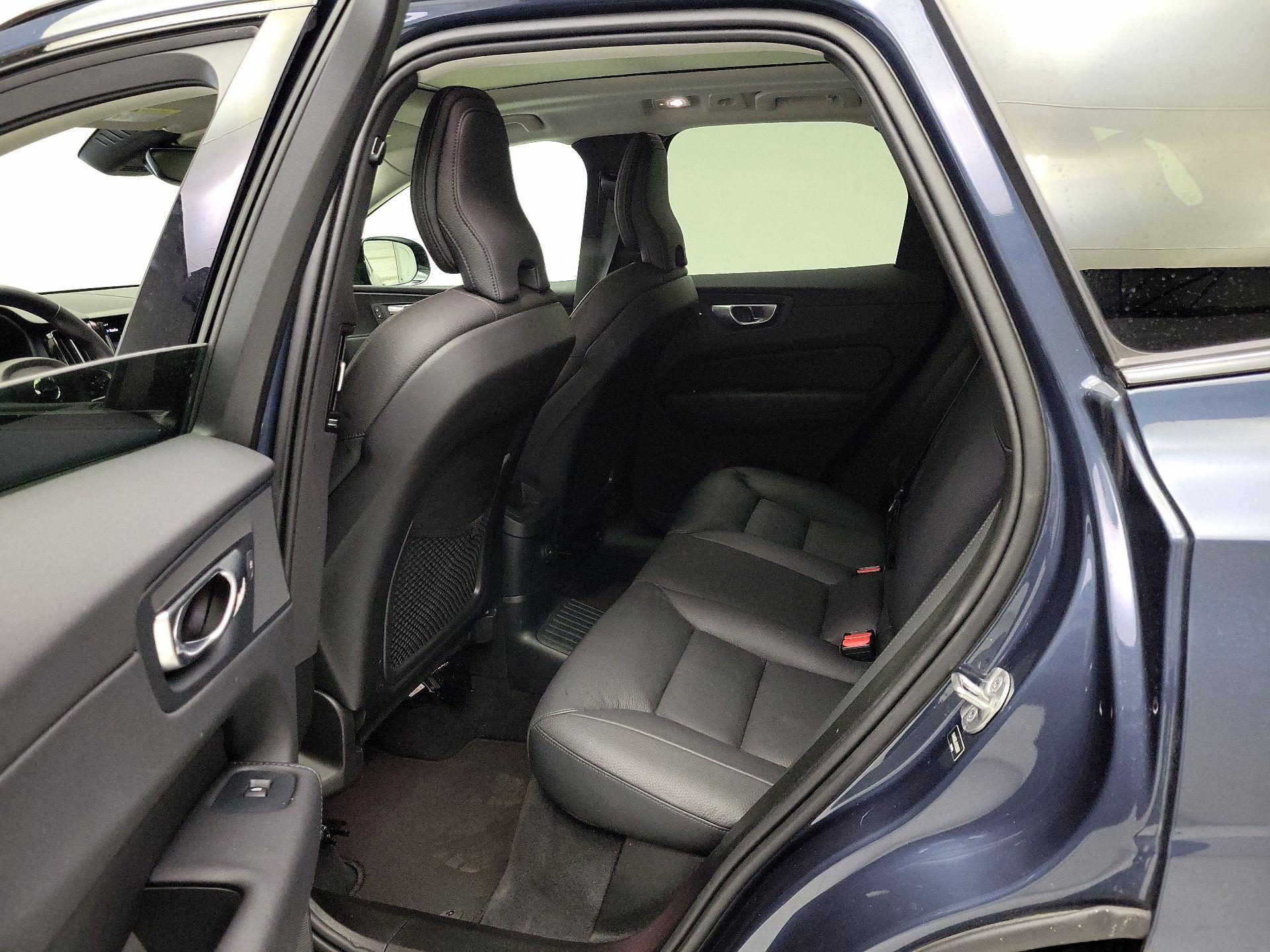 Thumbnail: 2024 Volvo XC60 - 18