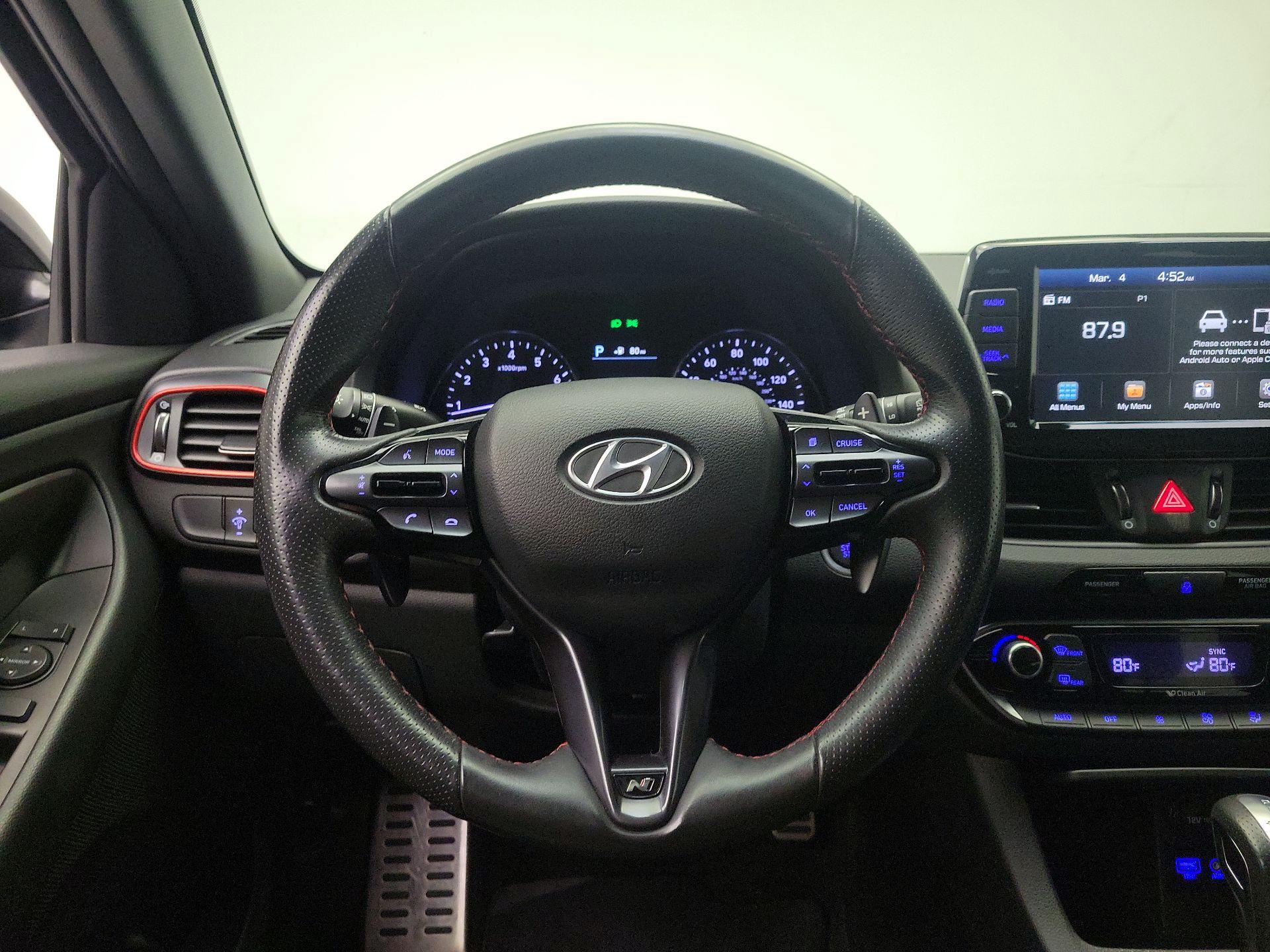 Thumbnail: 2020 Hyundai Elantra - 10