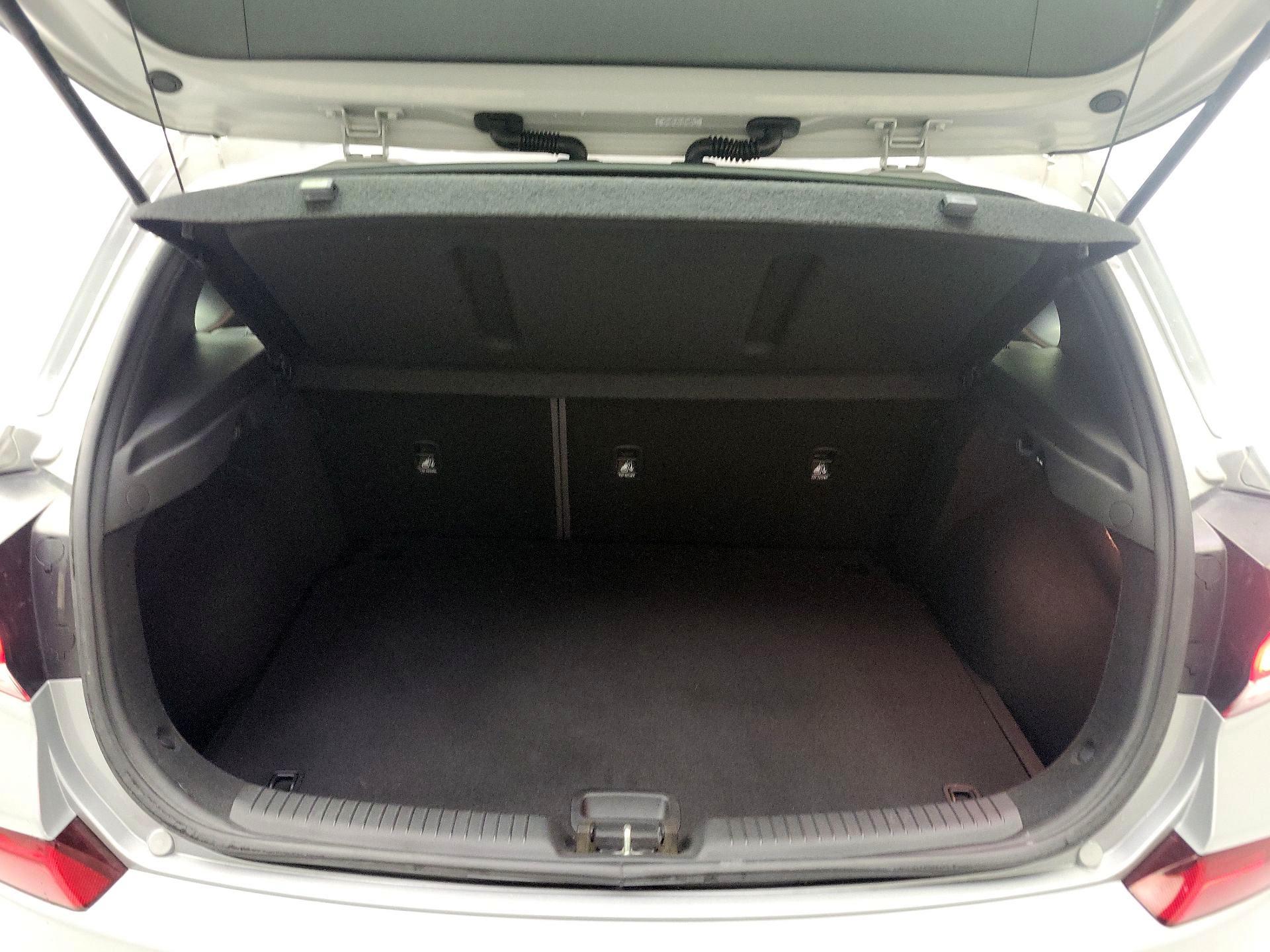 Thumbnail: 2020 Hyundai Elantra - 20