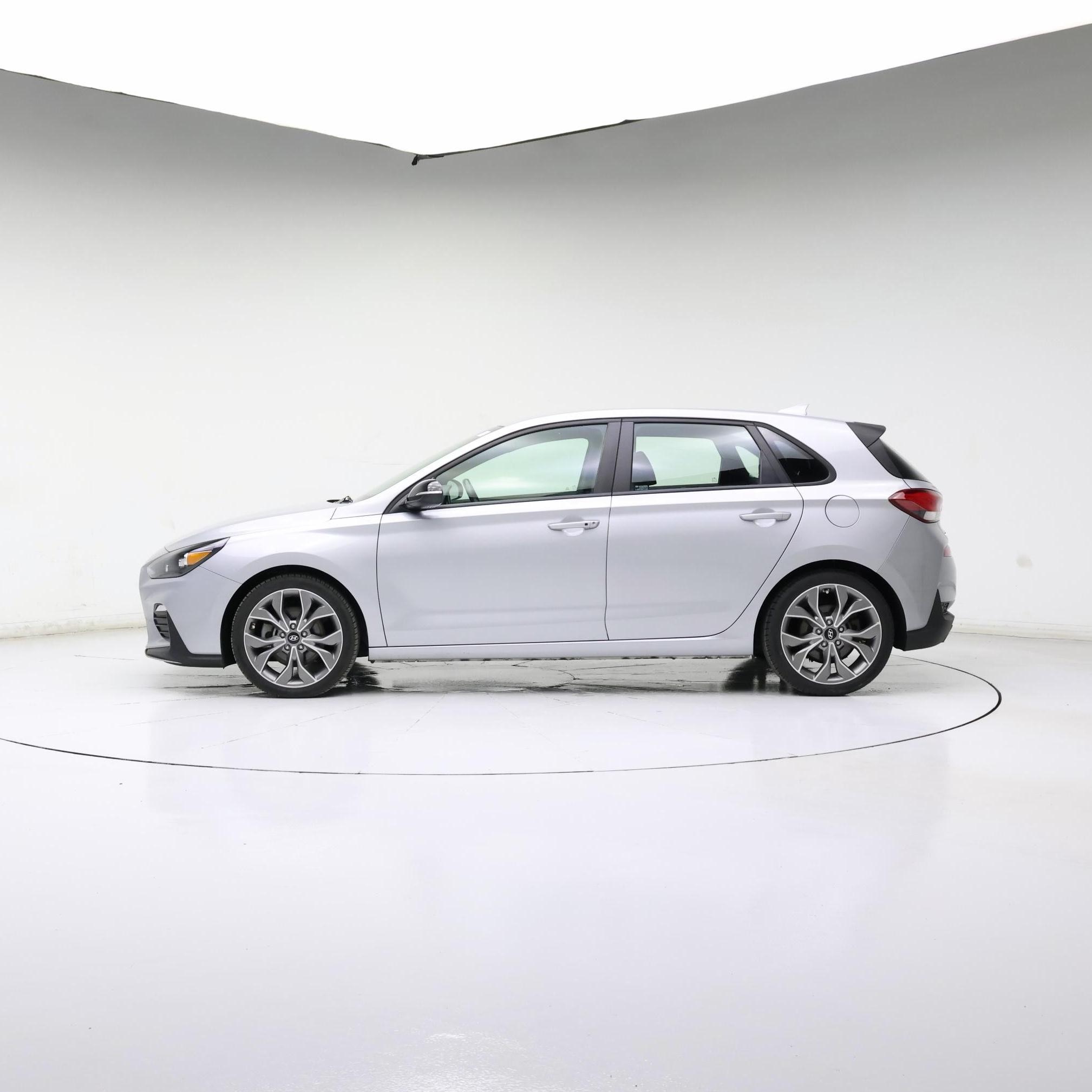 Thumbnail: 2020 Hyundai Elantra - 3