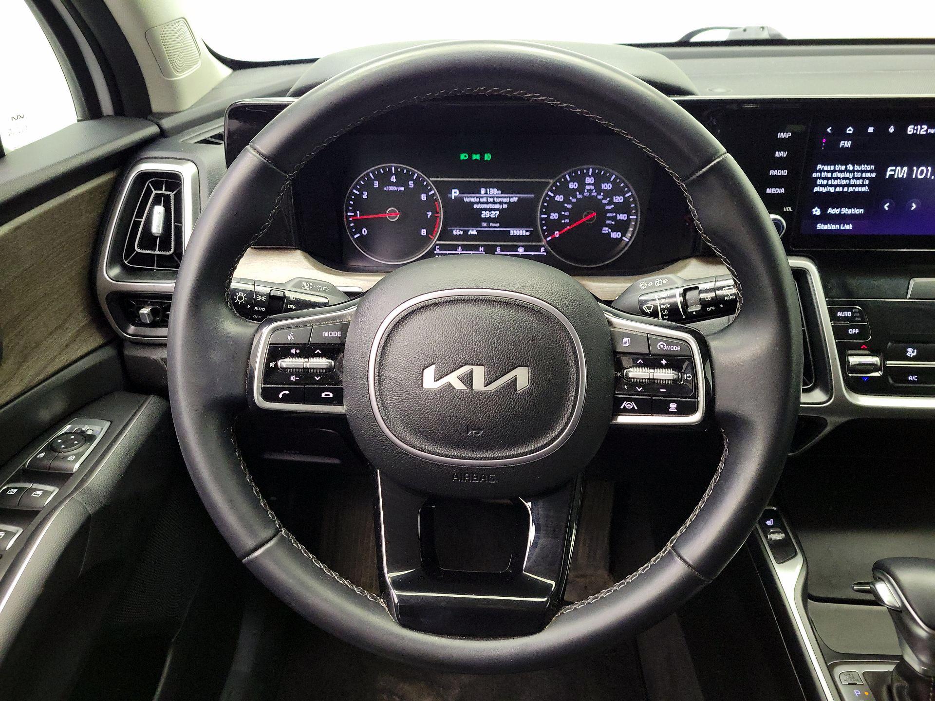 Thumbnail: 2022 Kia Sorento - 10