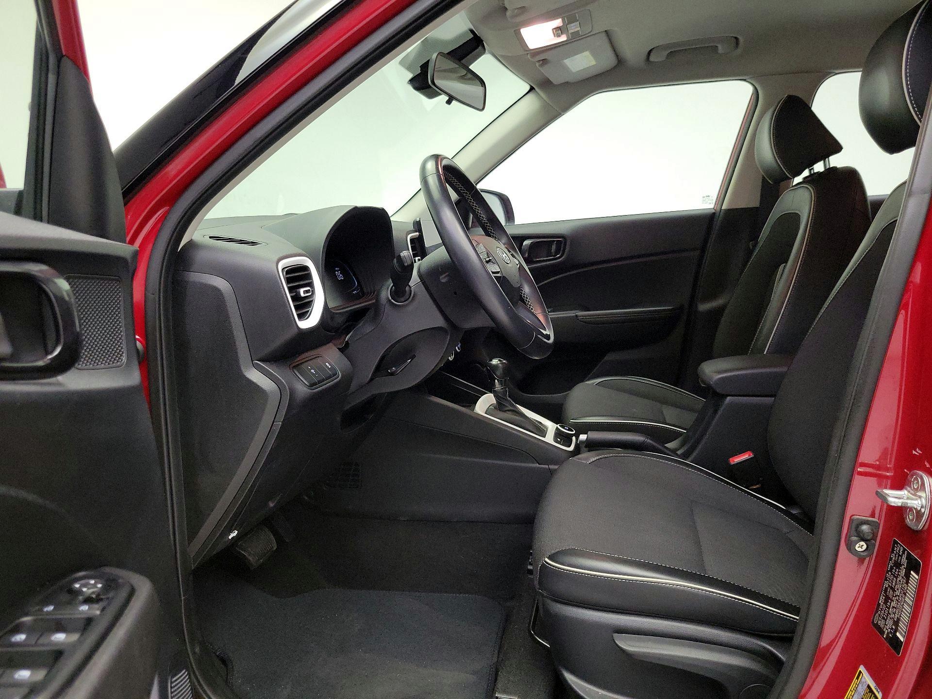 Thumbnail: 2023 Hyundai Venue - 11