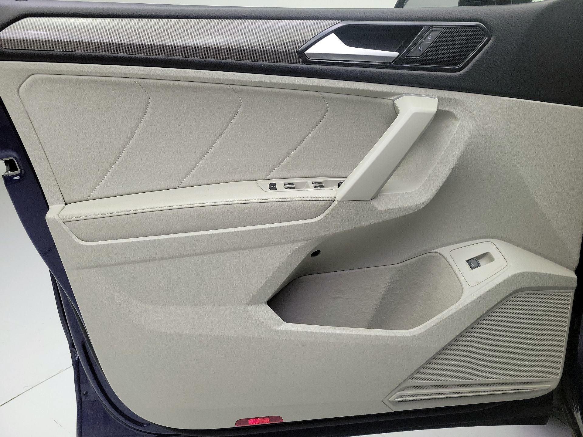 Thumbnail: 2024 Volkswagen Tiguan - 12