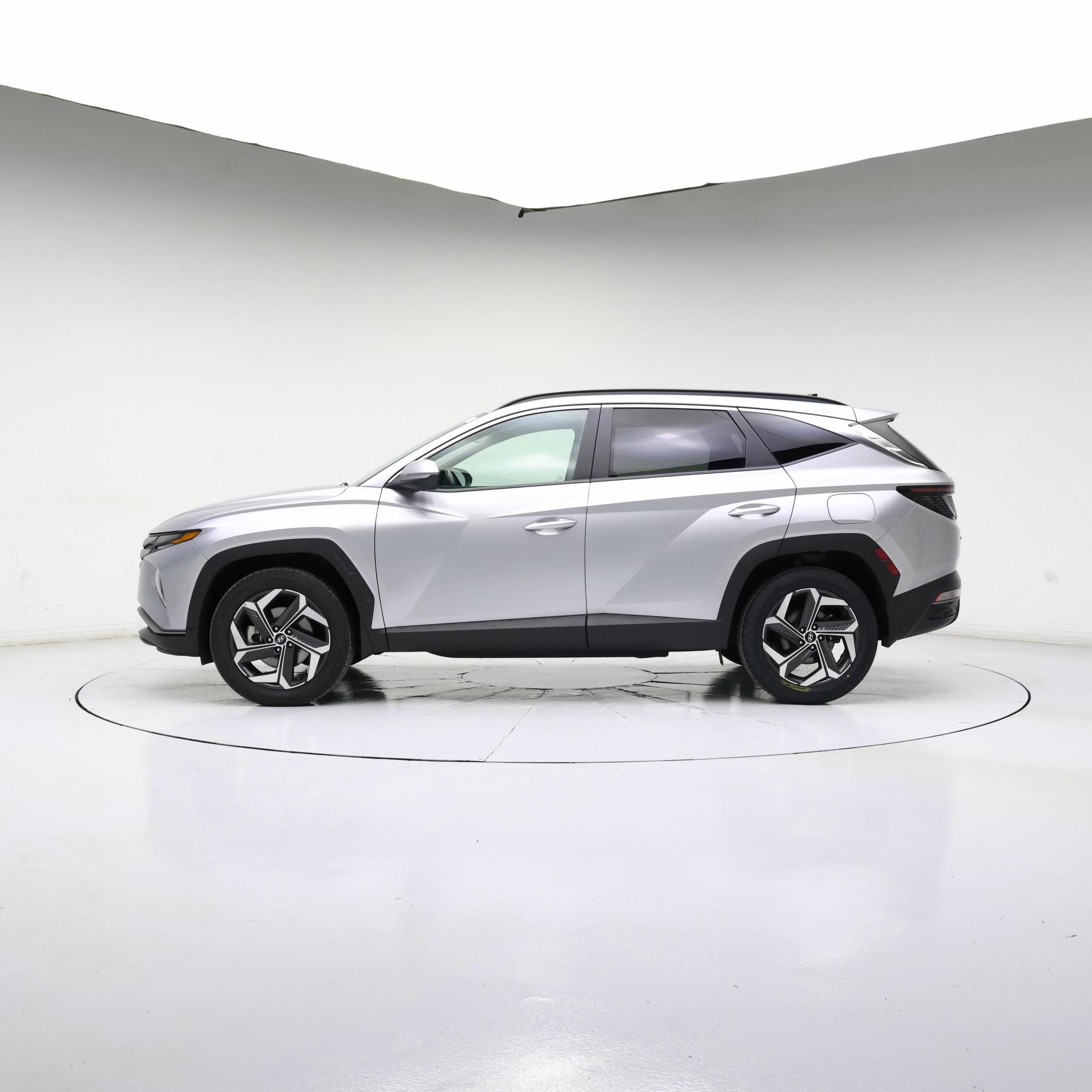 Thumbnail: 2022 Hyundai Tucson - 3