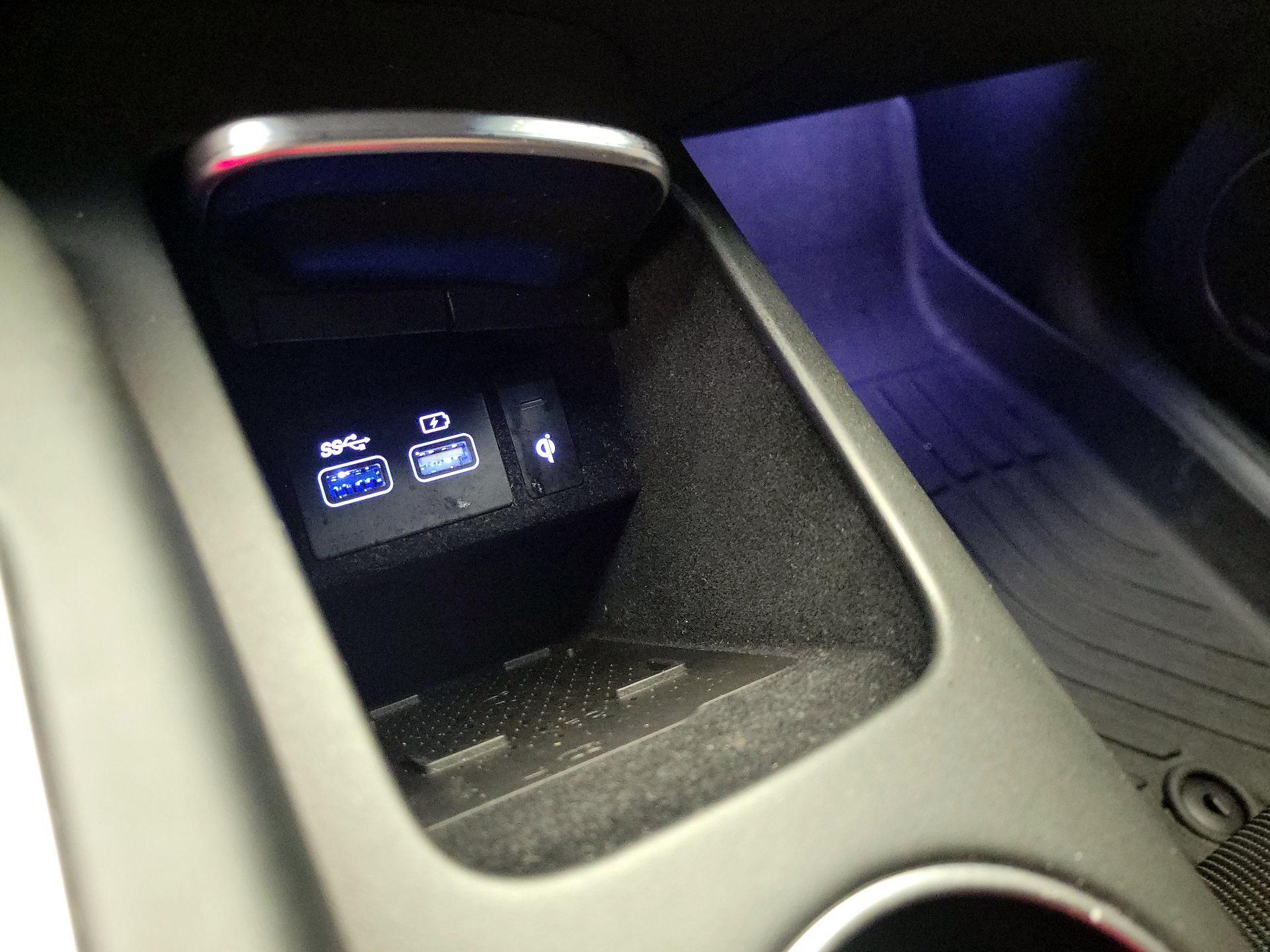 Thumbnail: 2025 Genesis GV70 - 19