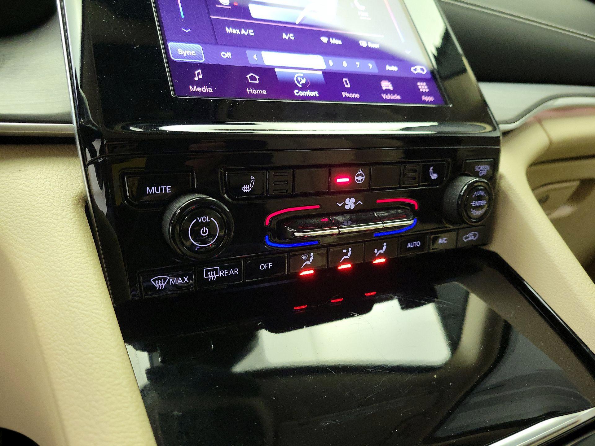 Thumbnail: 2021 Jeep Grand Cherokee L - 15