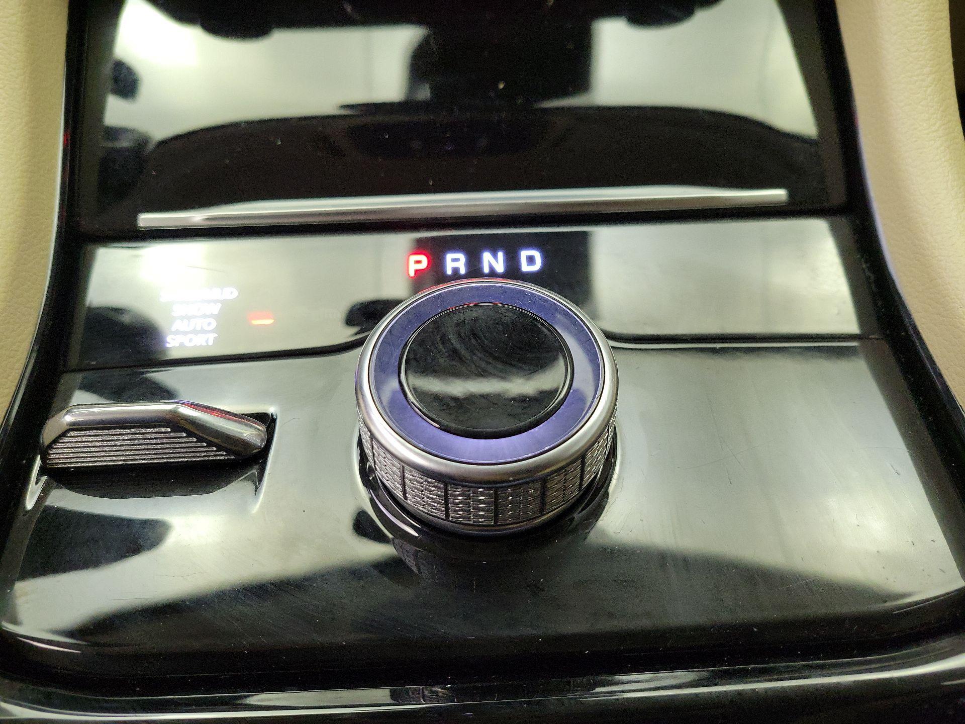 Thumbnail: 2021 Jeep Grand Cherokee L - 16