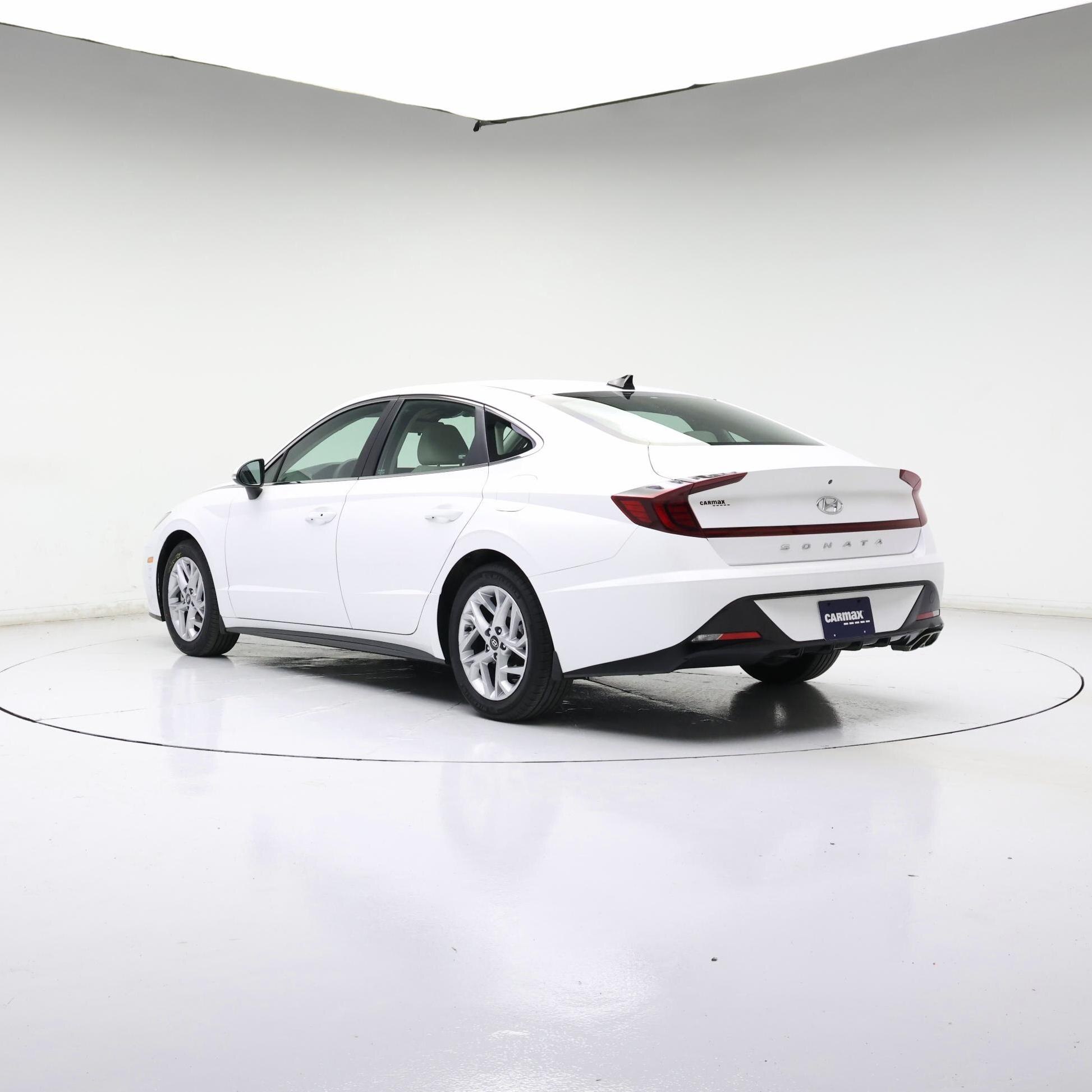 Thumbnail: 2023 Hyundai Sonata - 2