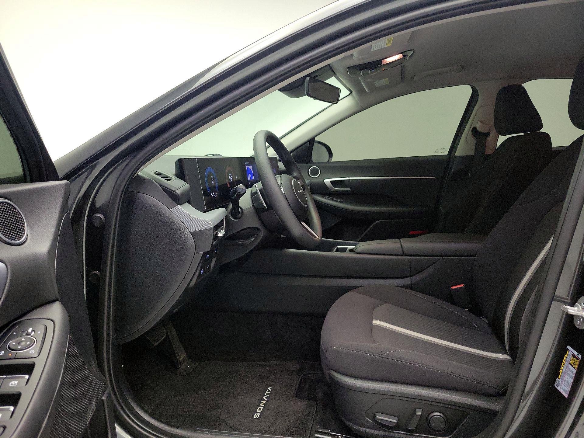 Thumbnail: 2025 Hyundai Sonata - 11