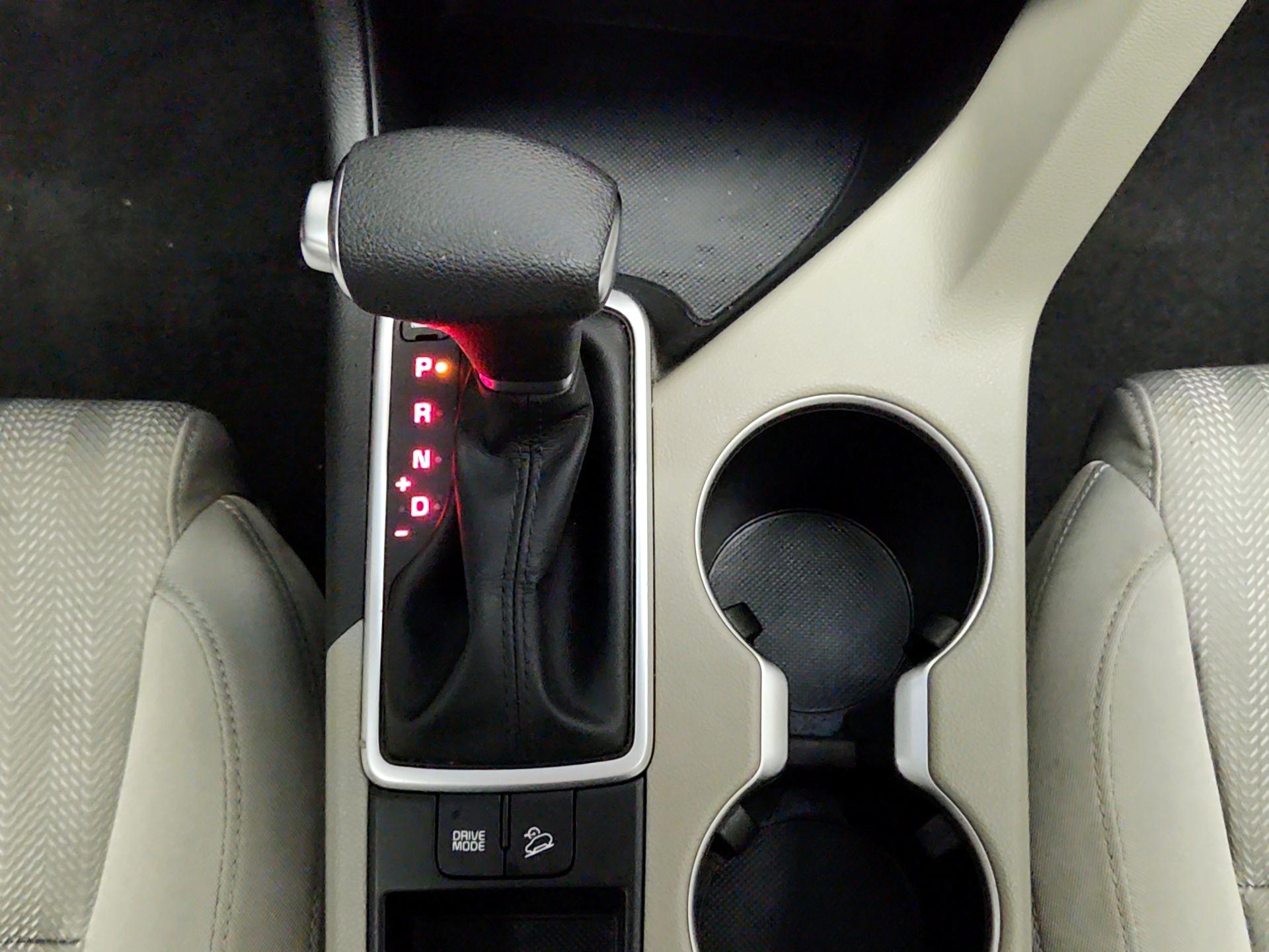 Thumbnail: 2021 Kia Sportage - 17