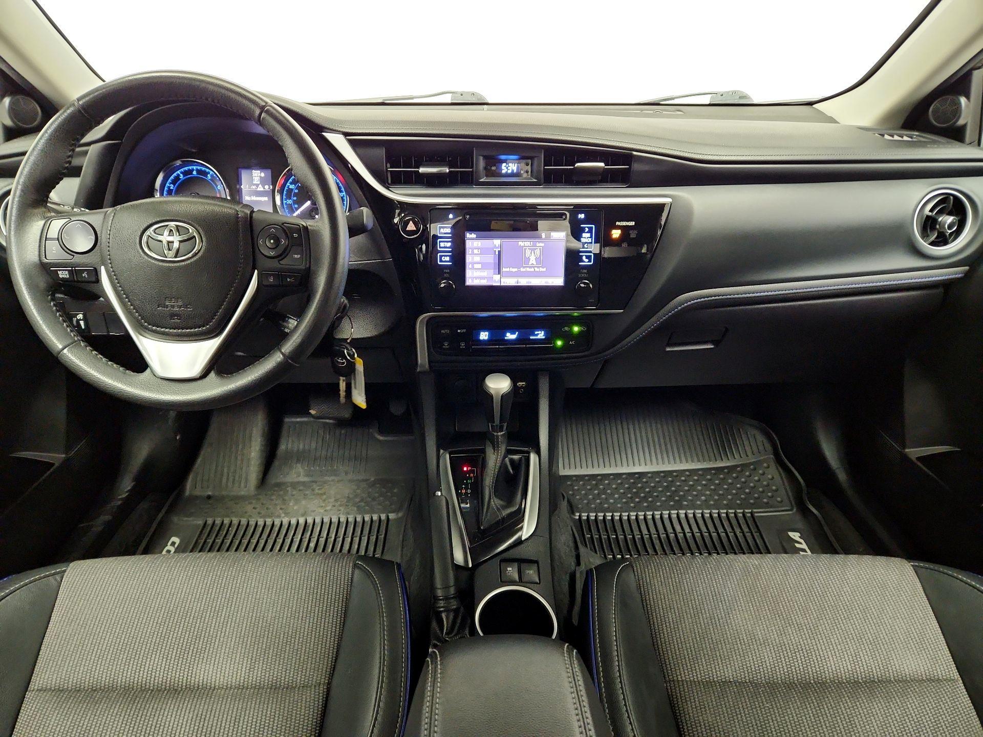 Thumbnail: 2017 Toyota Corolla - 9