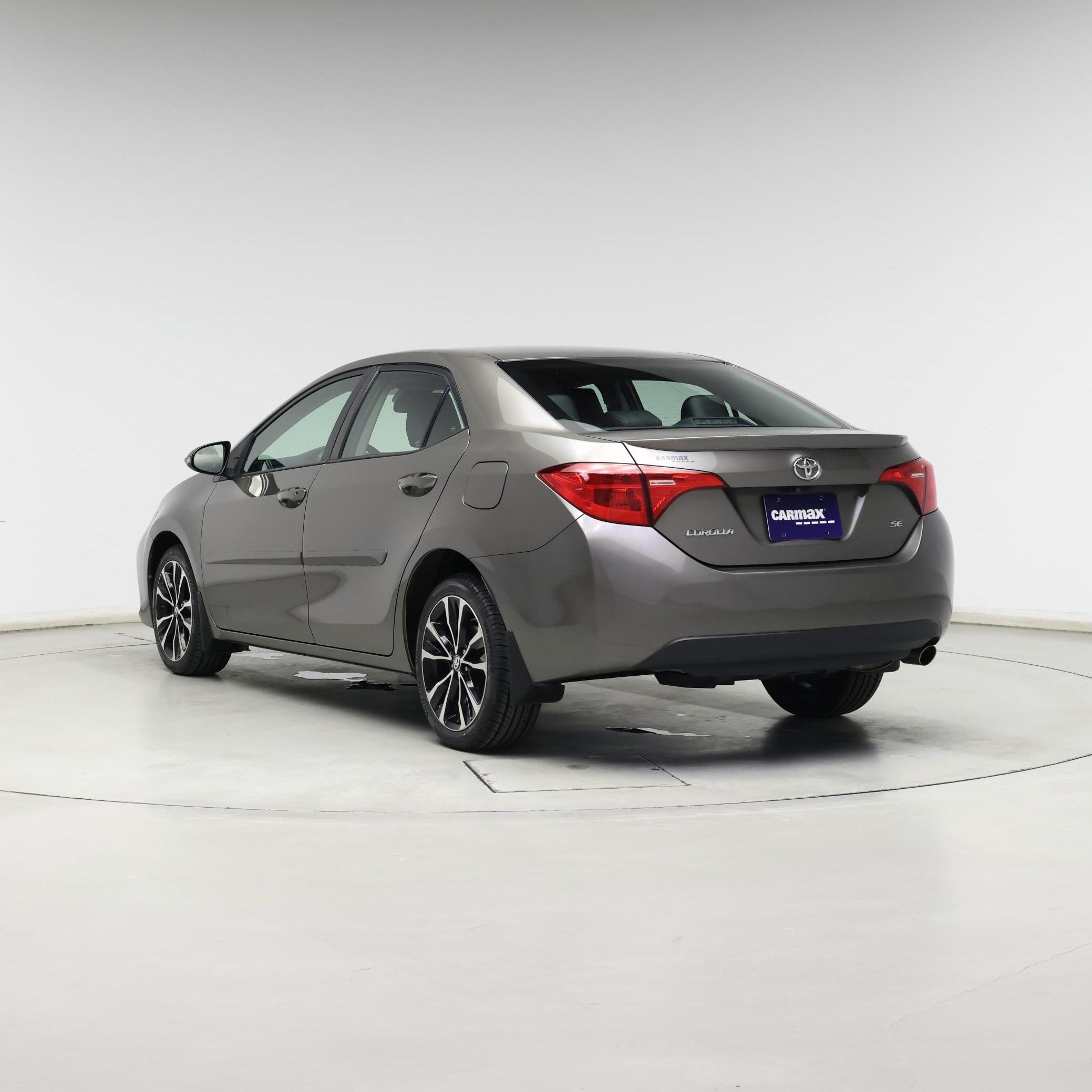 Thumbnail: 2017 Toyota Corolla - 2