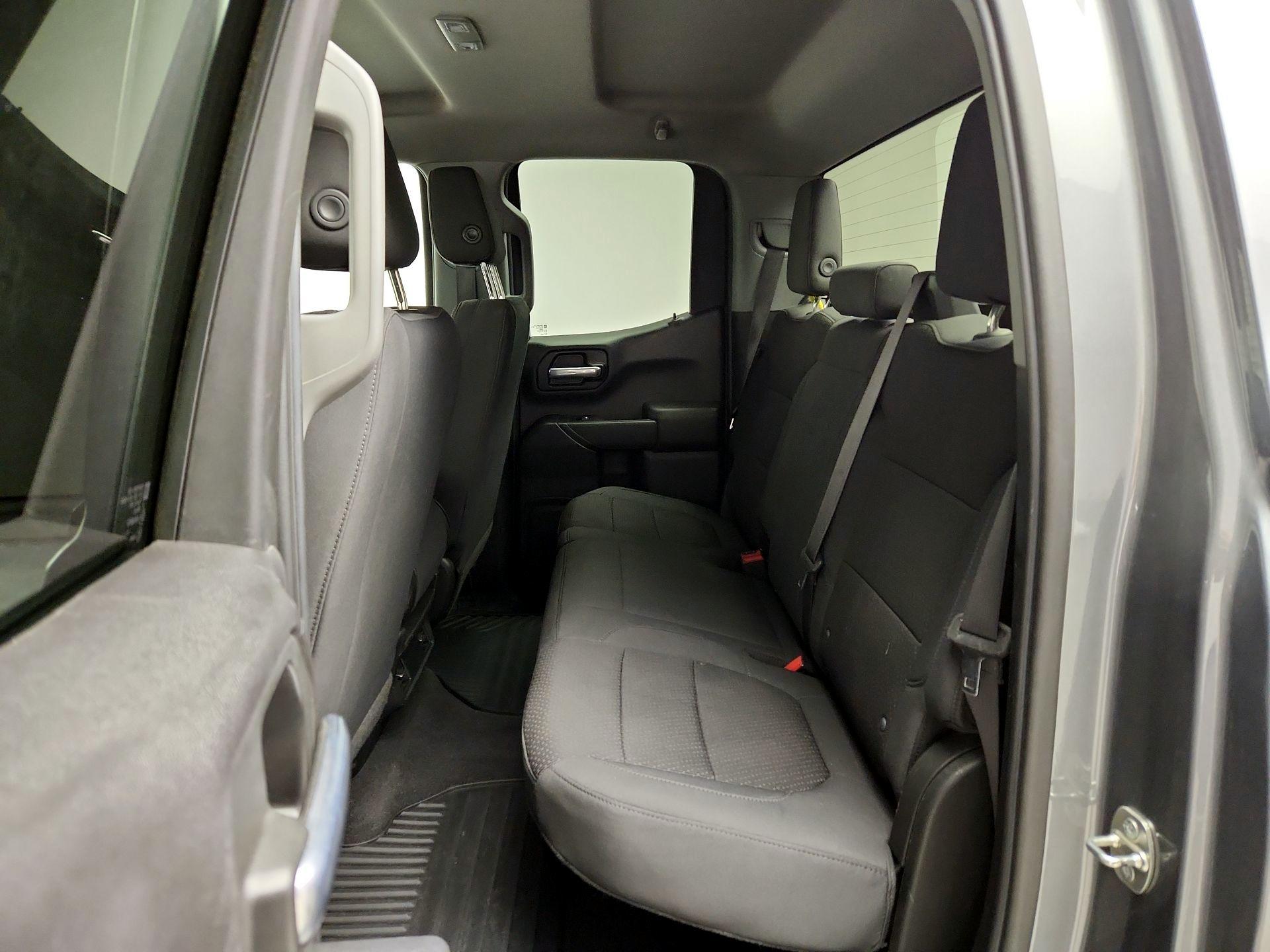 Thumbnail: 2020 Chevrolet Silverado 1500 - 19