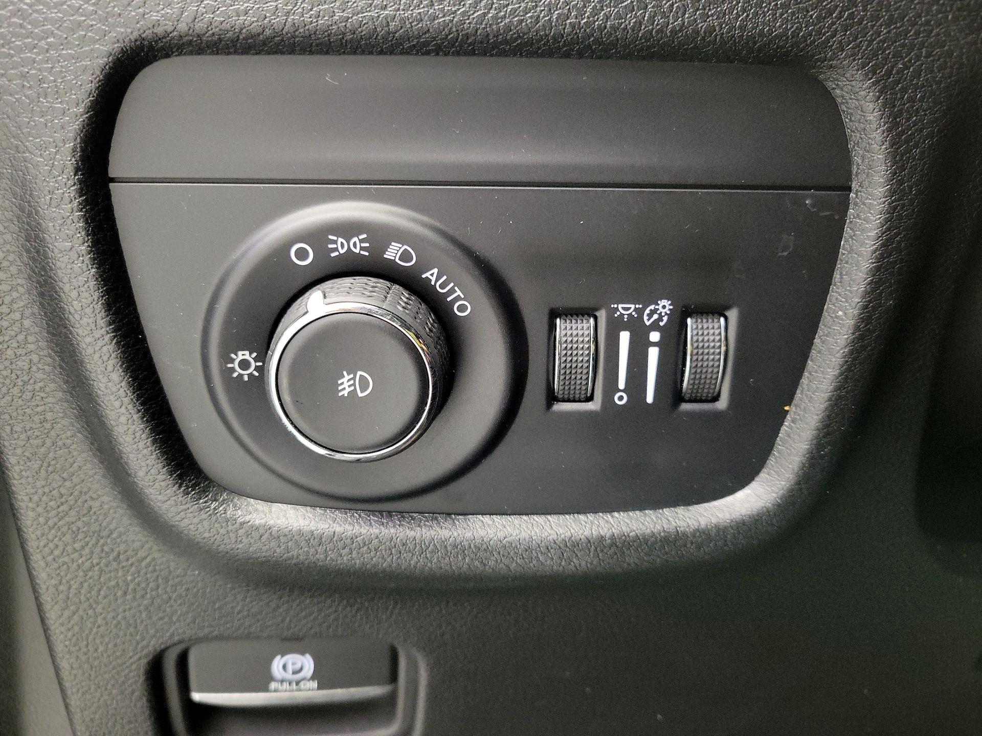 Thumbnail: 2023 Jeep Grand Cherokee - 13