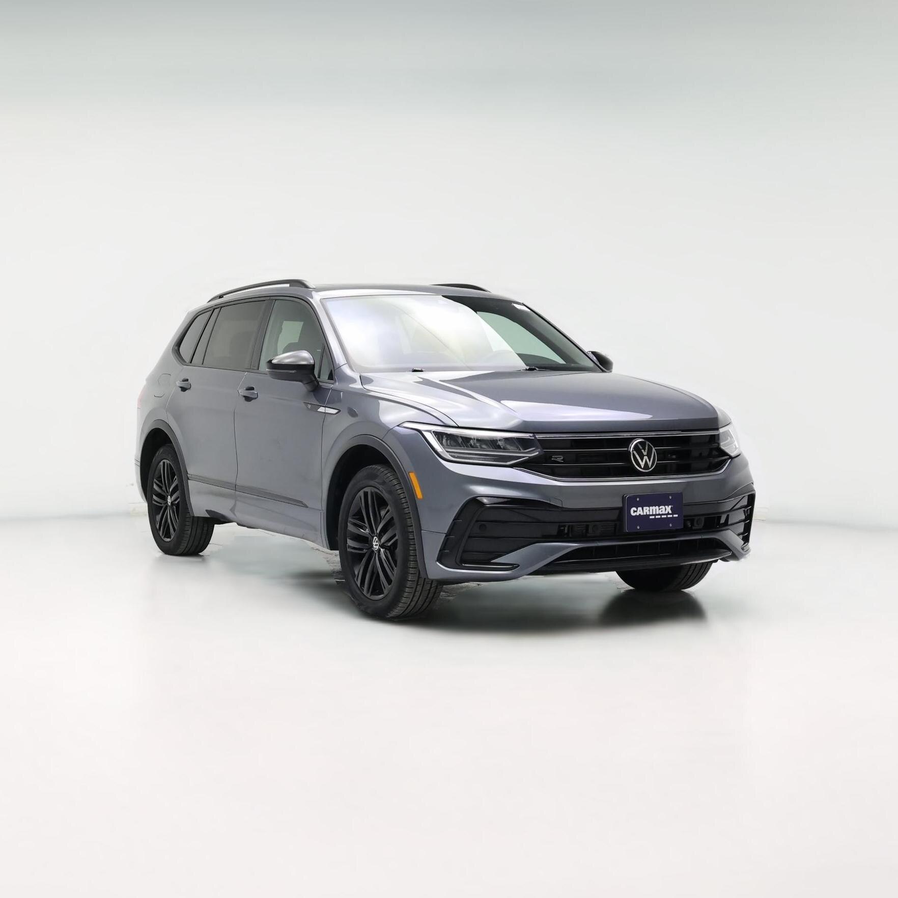 Thumbnail: 2022 Volkswagen Tiguan - 1