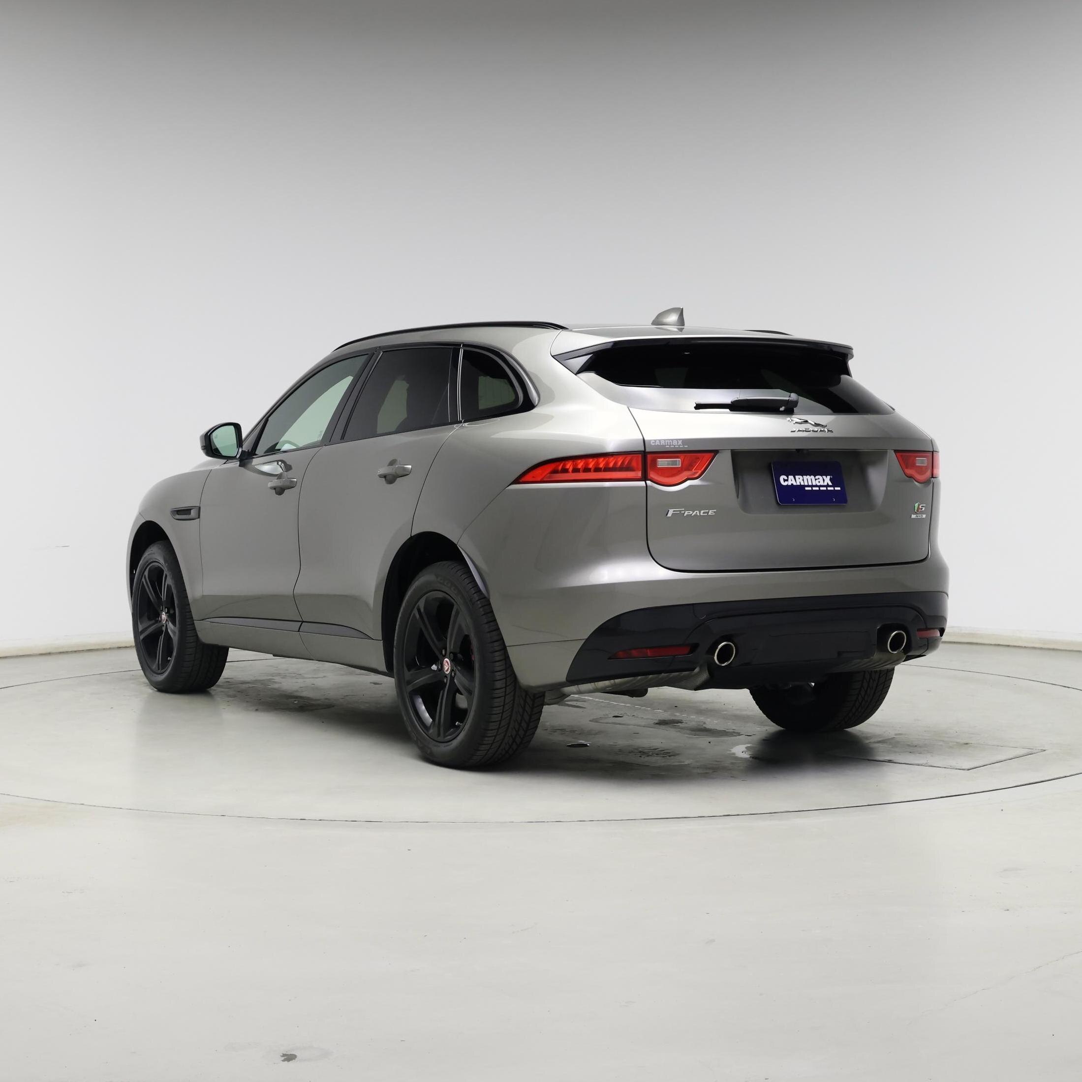 Thumbnail: 2019 Jaguar F-Pace - 2