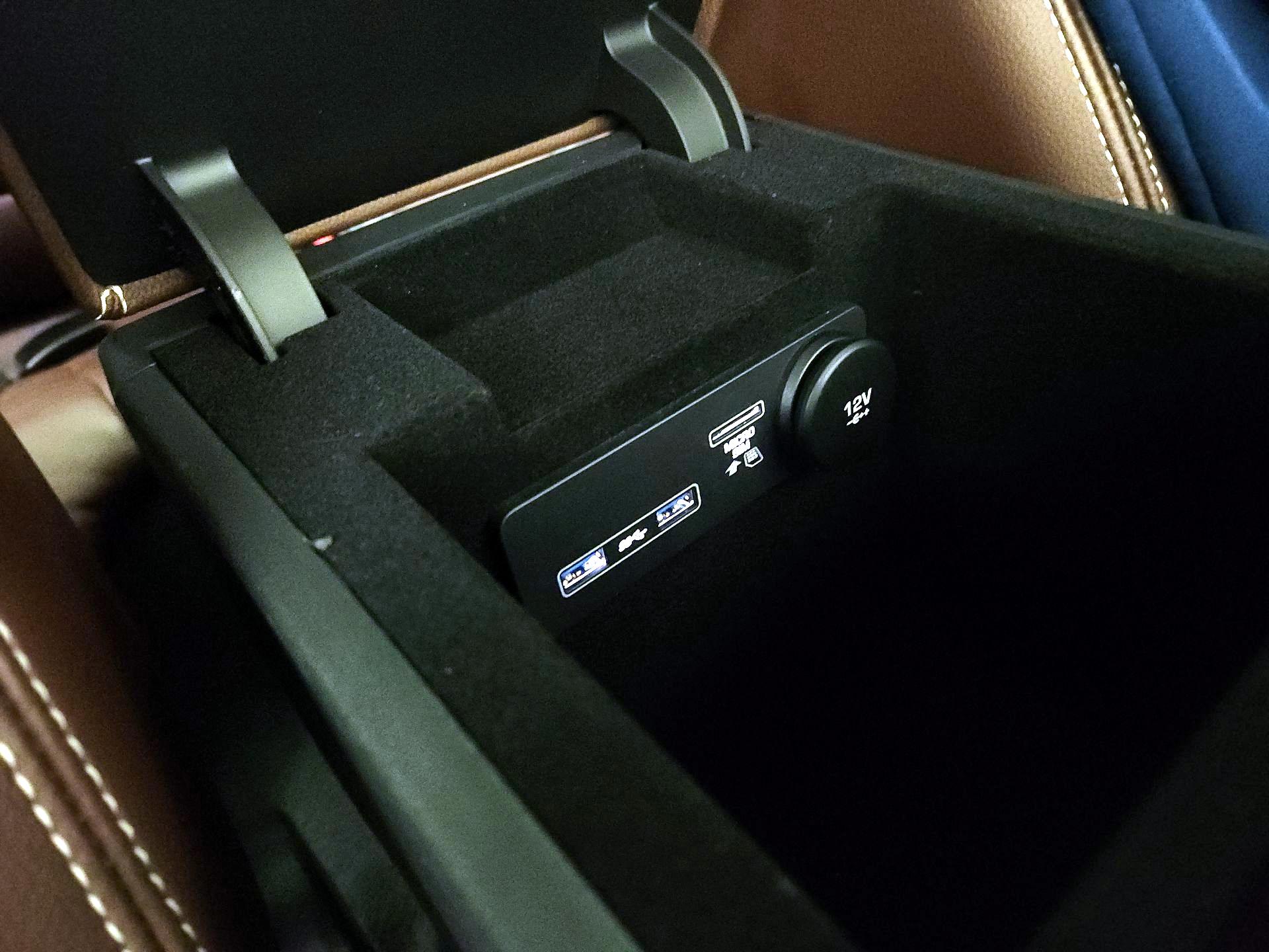 Thumbnail: 2019 Jaguar F-Pace - 19