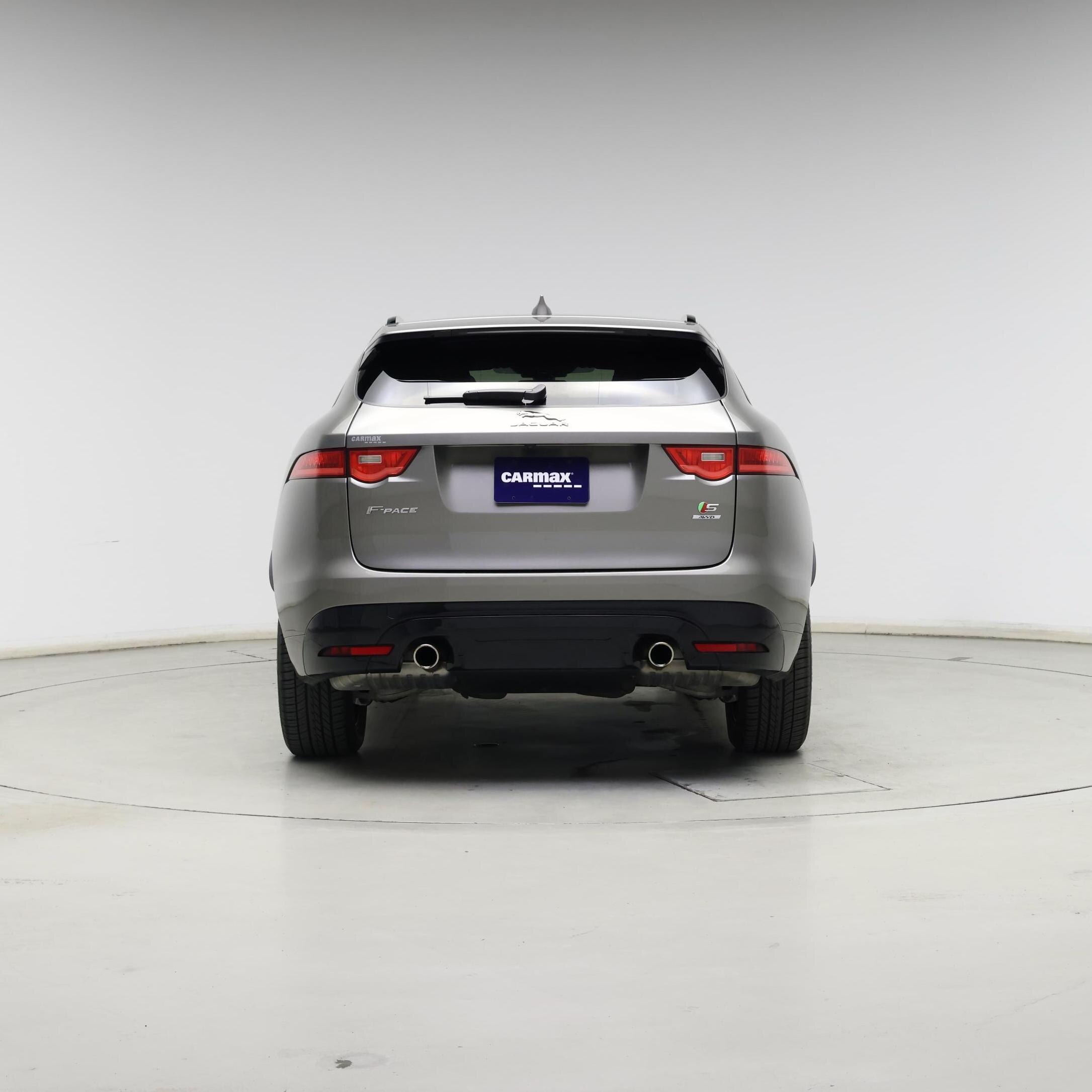 Thumbnail: 2019 Jaguar F-Pace - 6