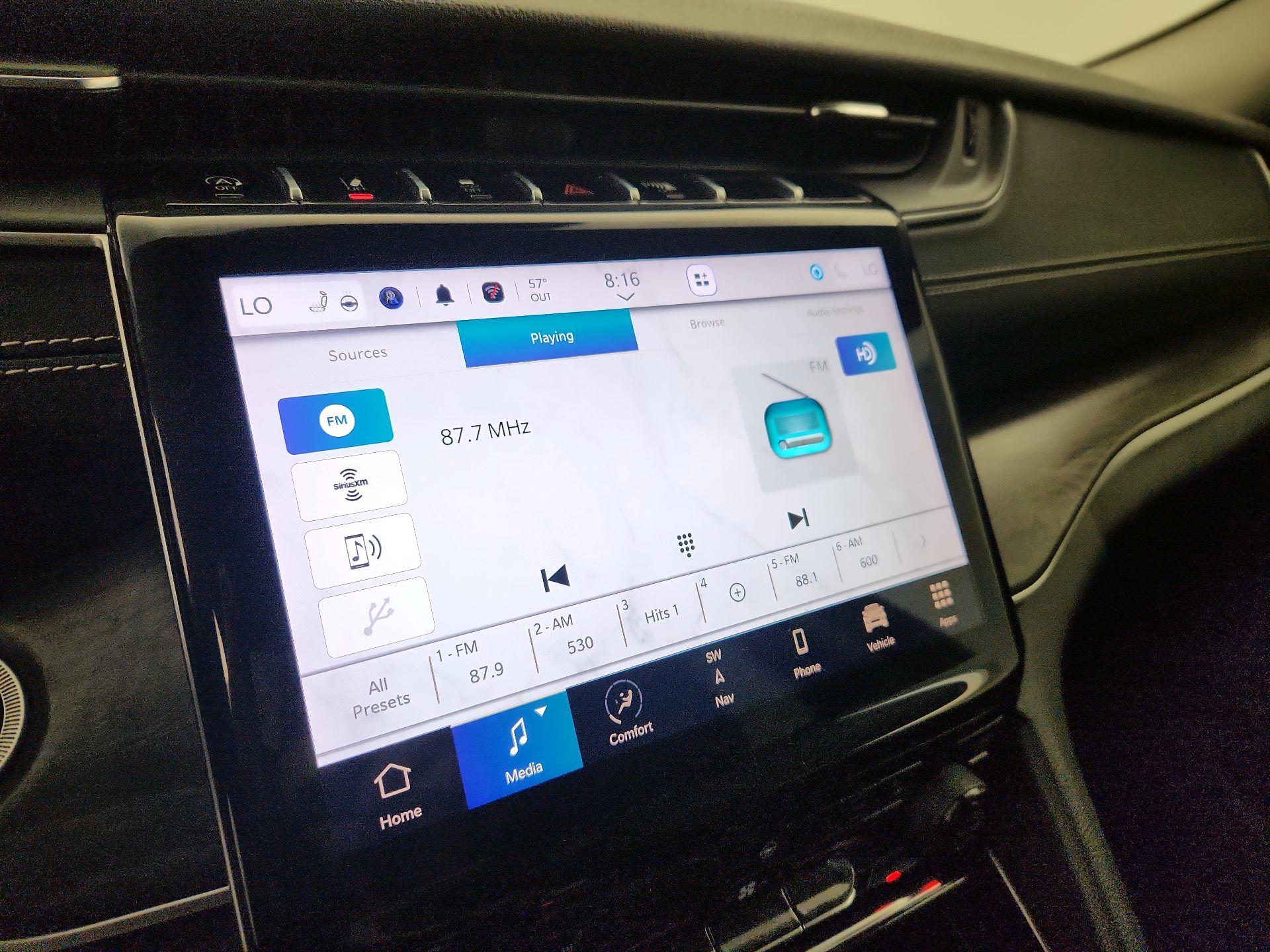 Thumbnail: 2023 Jeep Grand Cherokee - 16