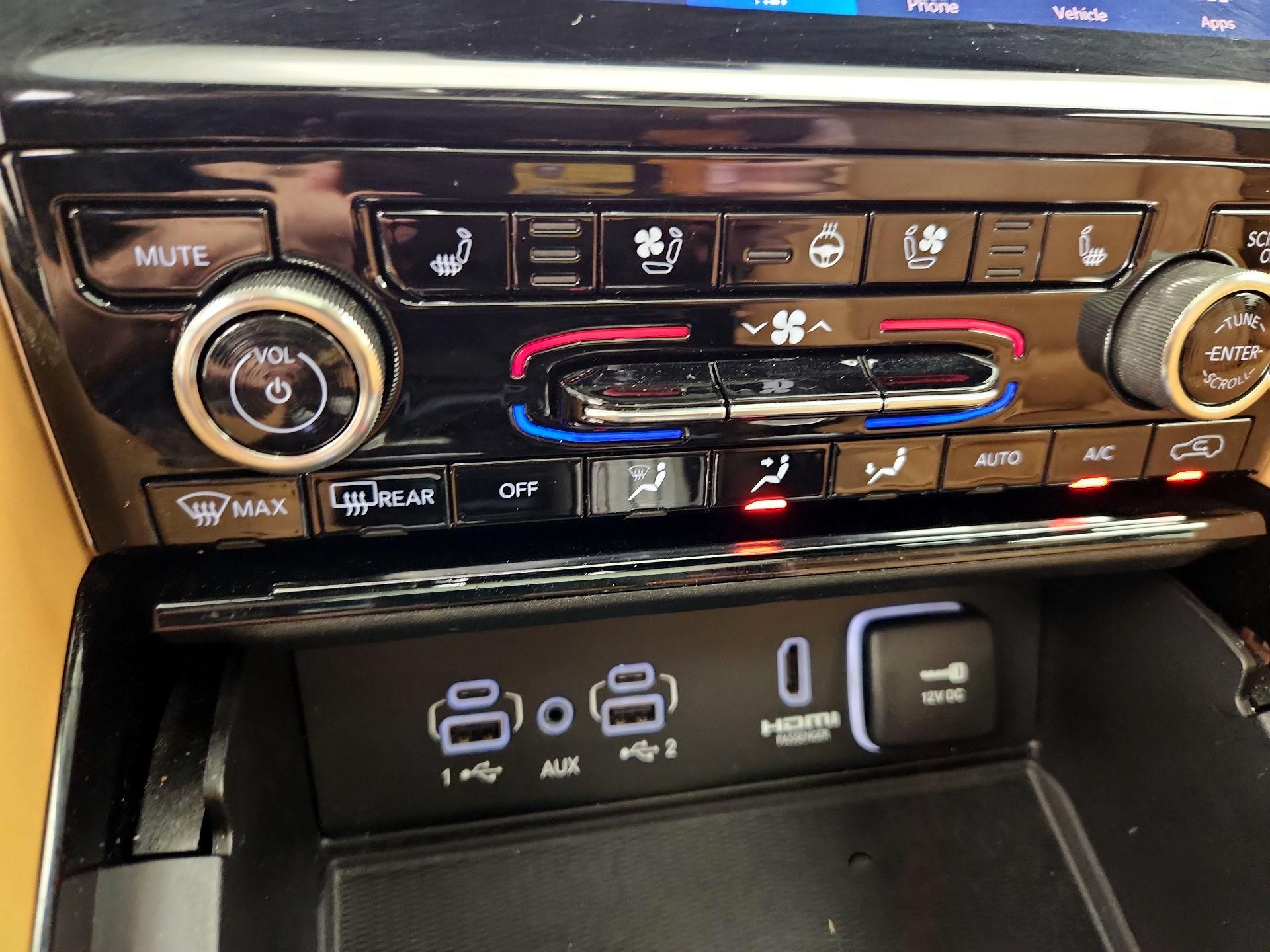 Thumbnail: 2023 Jeep Grand Cherokee - 17