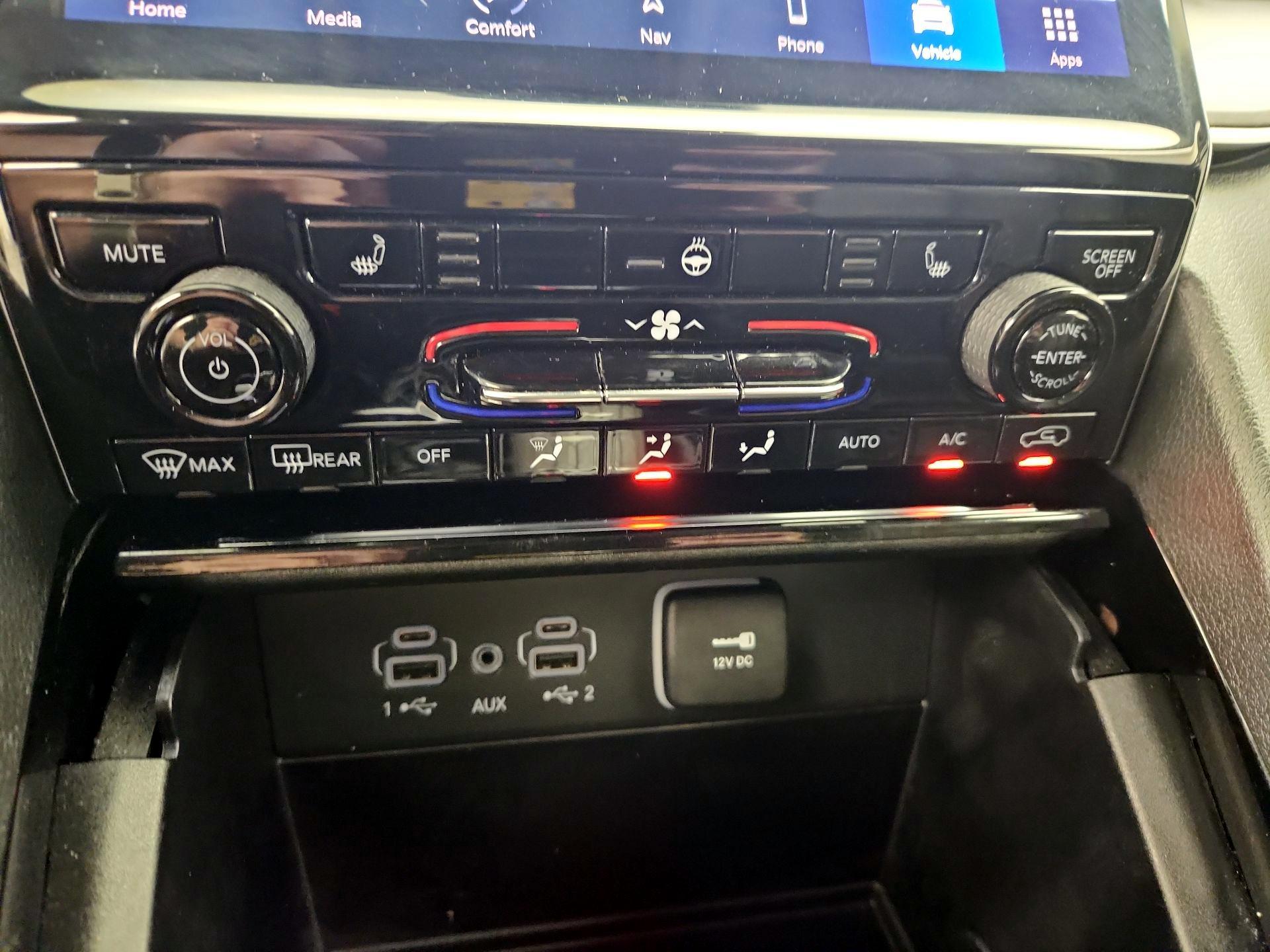 Thumbnail: 2023 Jeep Grand Cherokee L - 17