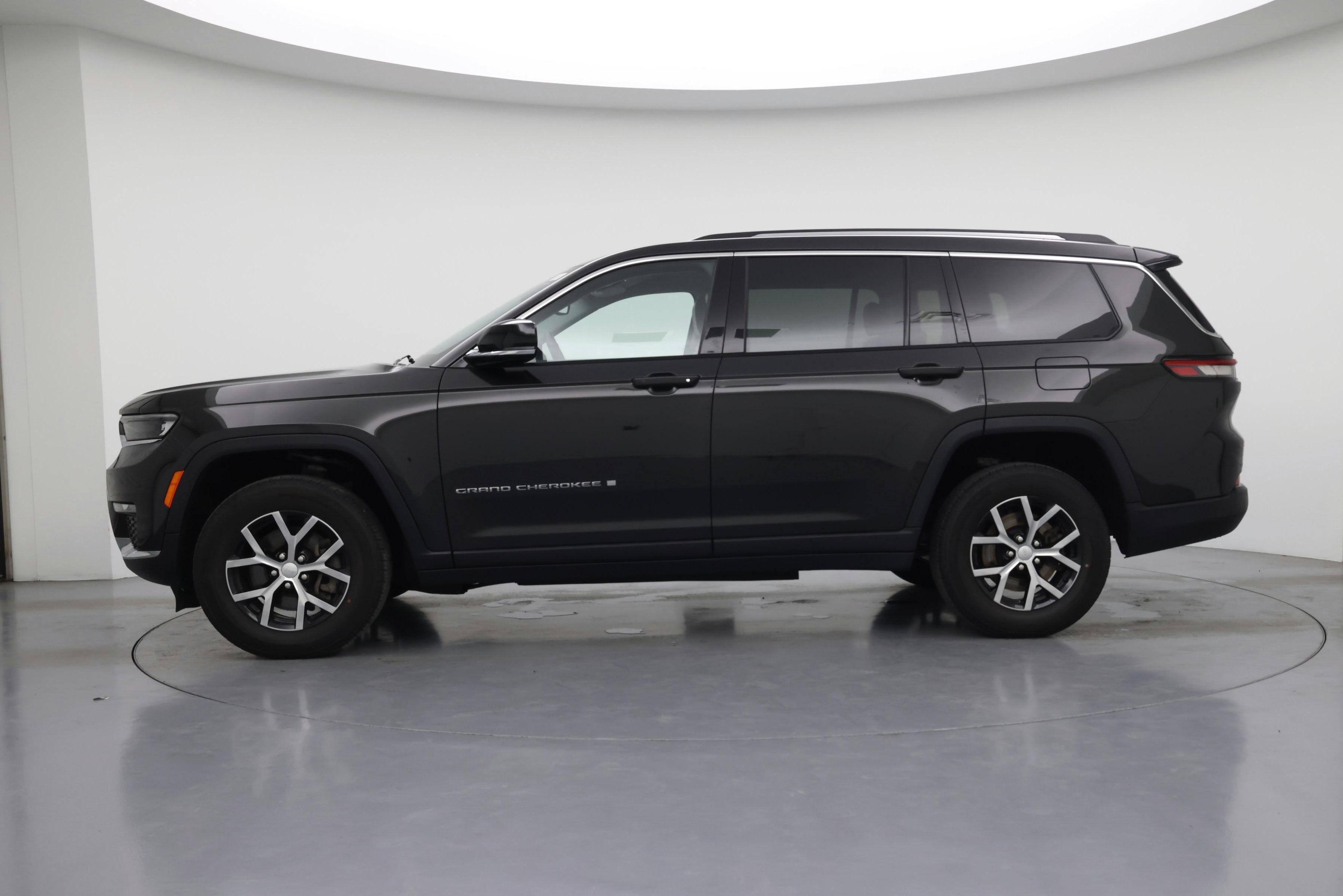 Thumbnail: 2023 Jeep Grand Cherokee L - 3