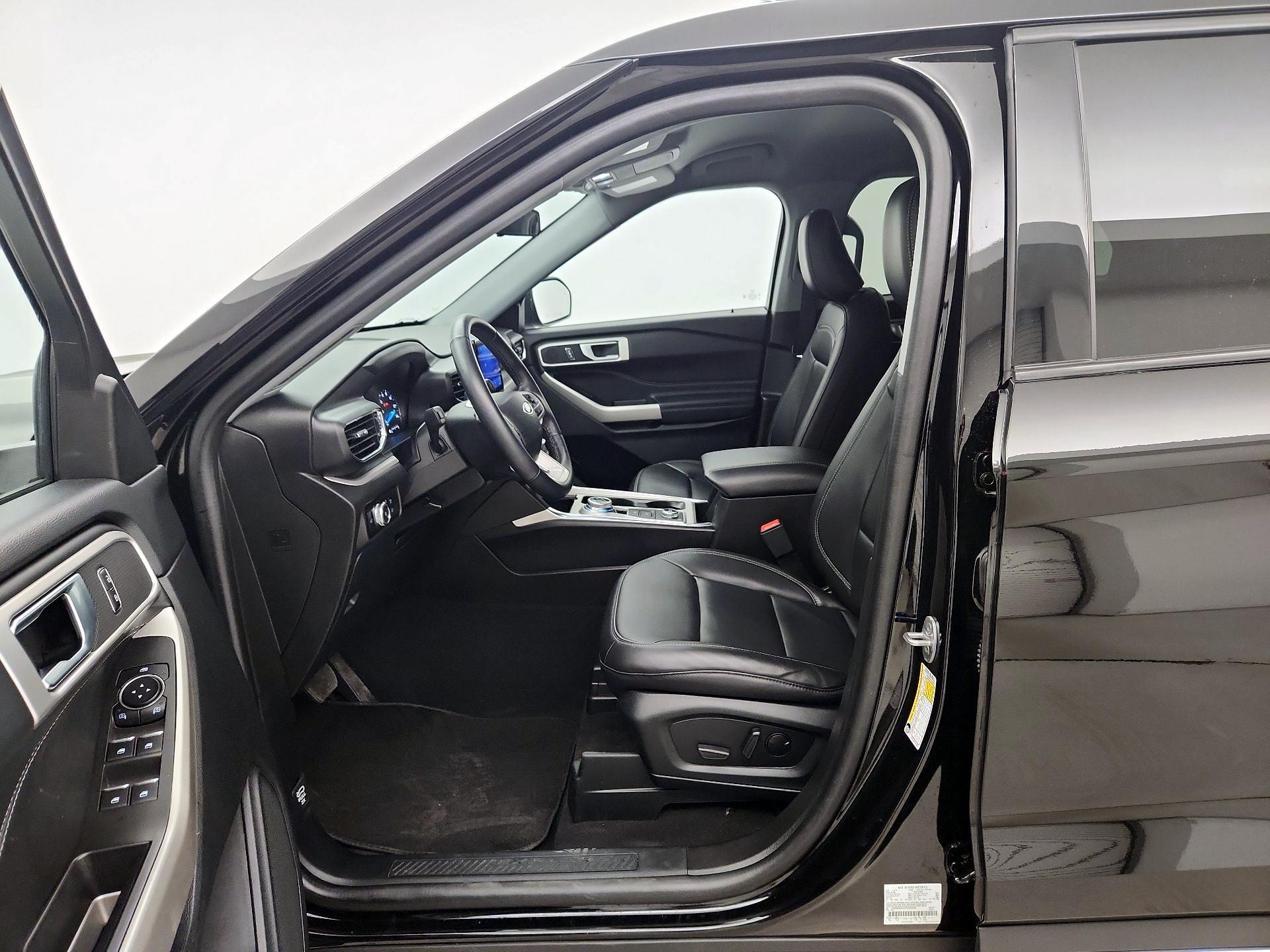 Thumbnail: 2023 Ford Explorer - 11