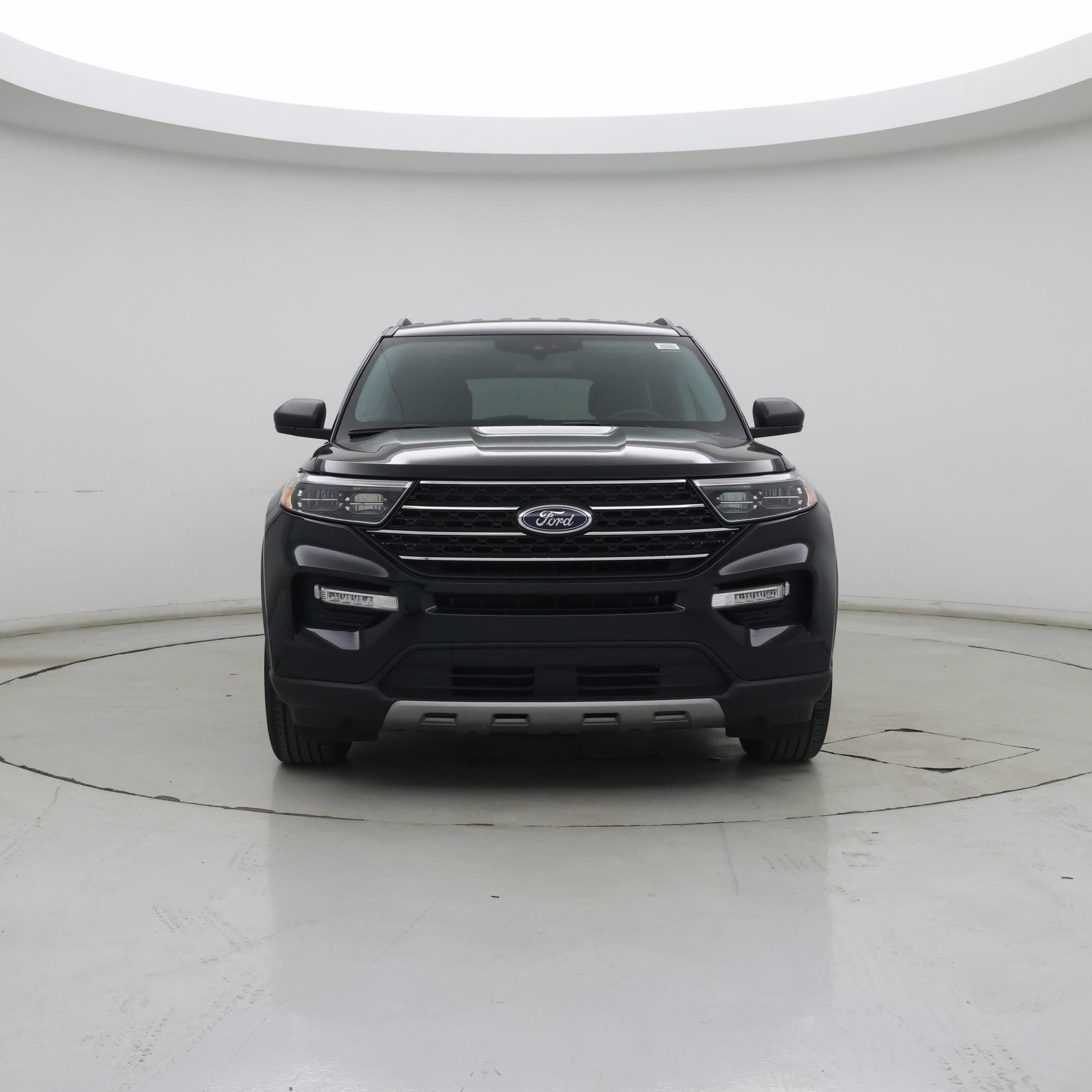 Thumbnail: 2023 Ford Explorer - 5